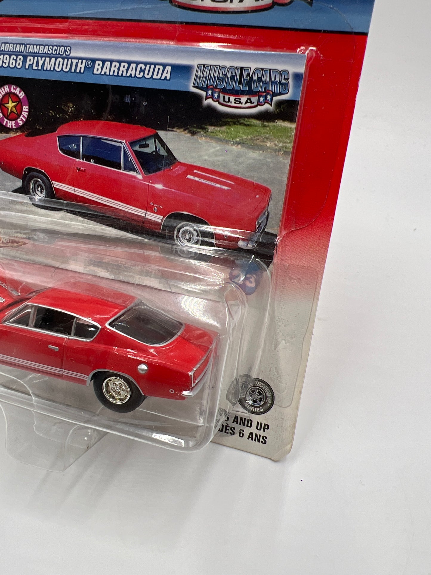 Johnny Lightning Muscle Cars USA #23 1968 Plymouth Barracuda Red 219A