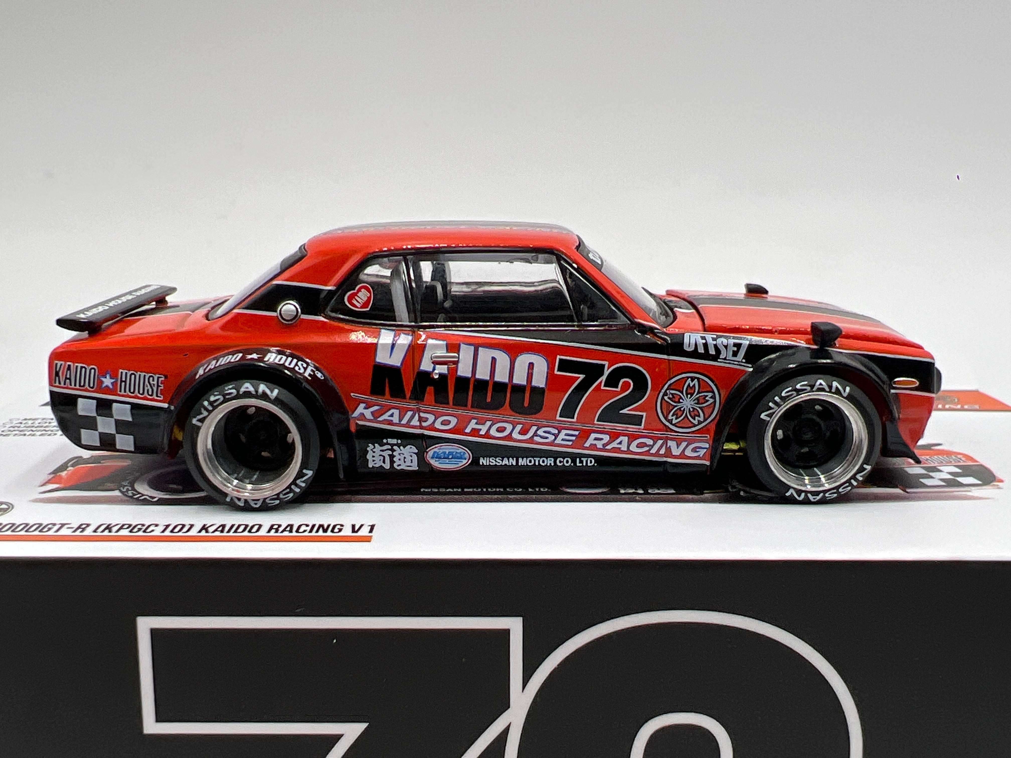 Mini GT Kaido House #195 Nissan Skyline 2000GT-R KPGC 10 Kaido