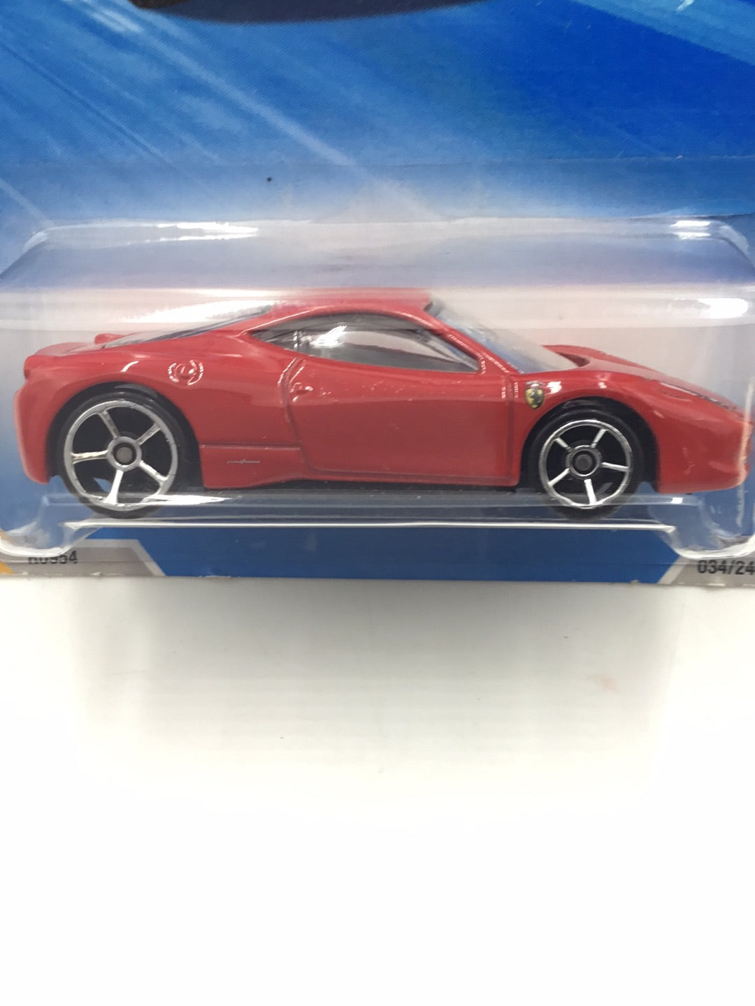 2010 Hot Wheels #34 Ferrari 458 Italia