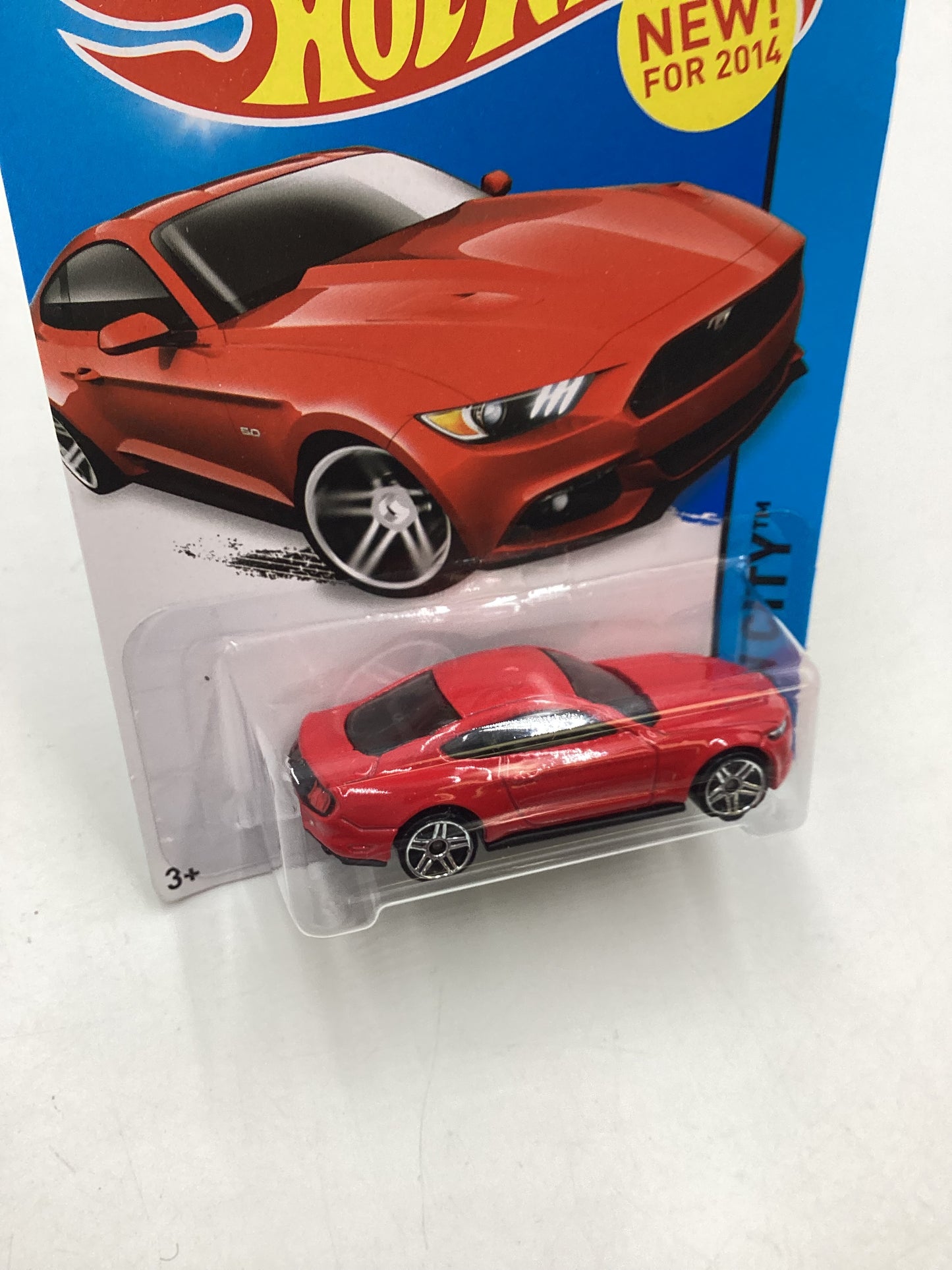 2015 Hot Wheels #100 2015 Ford Mustang GT Red 28E