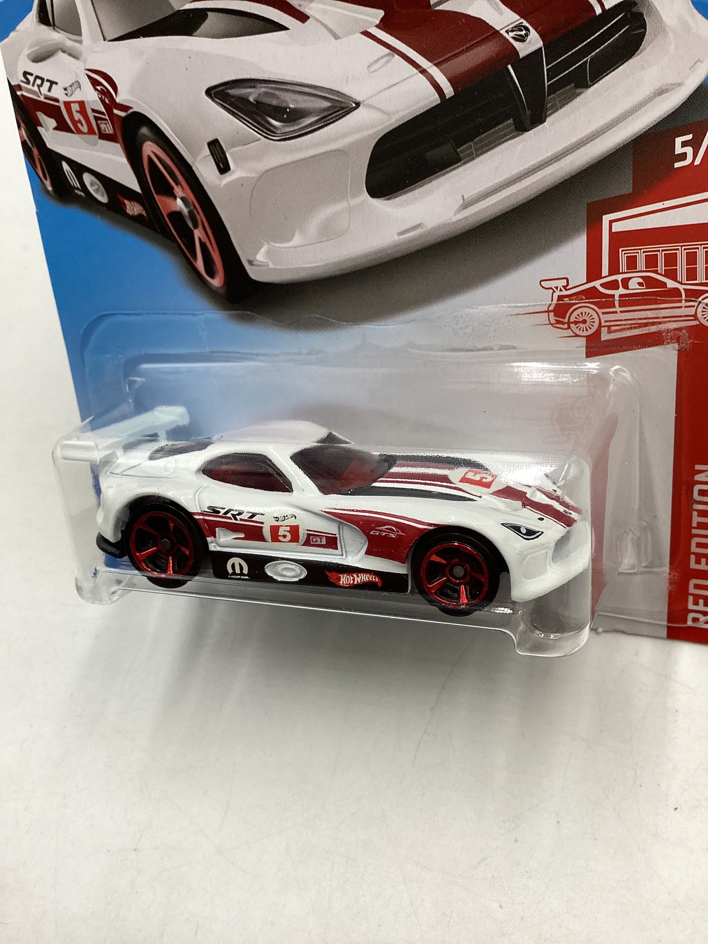 2019 Hot Wheels Factory Sealed Target Exclusive SRT Viper GTS-R 145C