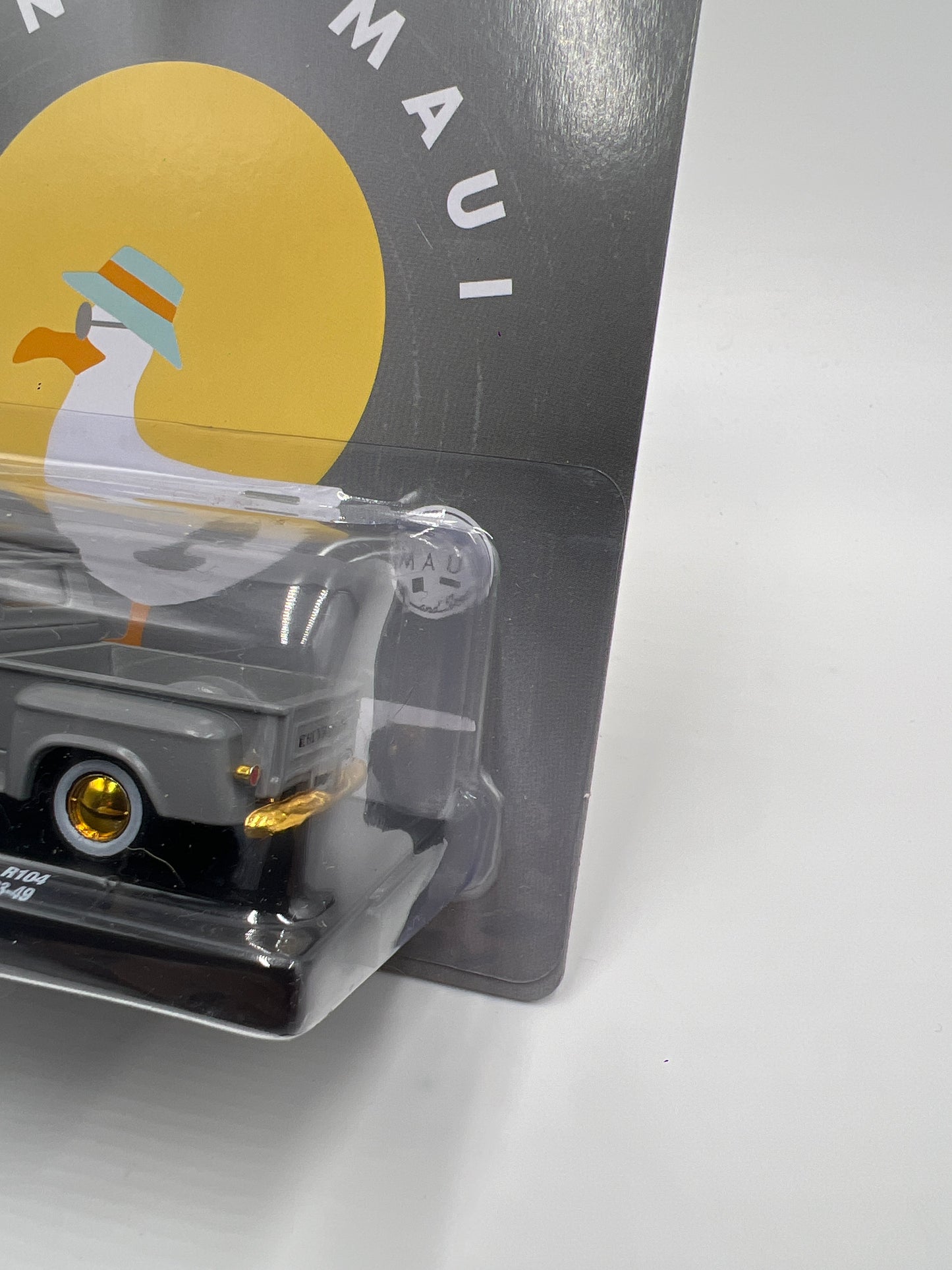 M2 Machines Auto-Drivers CHASE Maui And Sons 1958 Chevrolet Apache Stepside Gray R104