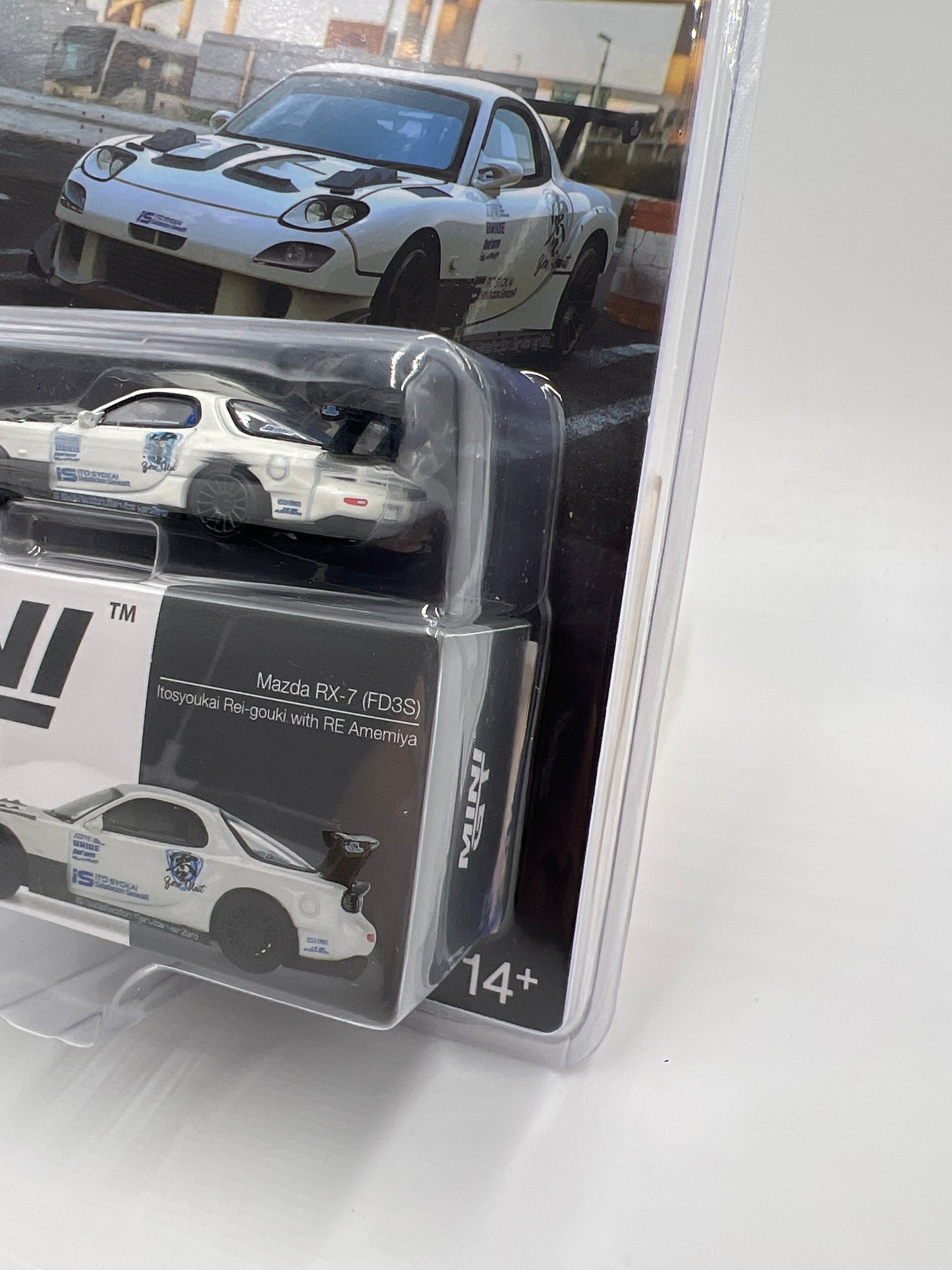 Mini GT #996 Mazda RX-7 FD3S Itosyoukai Rei-gouki W/RE Amemiya White 234D