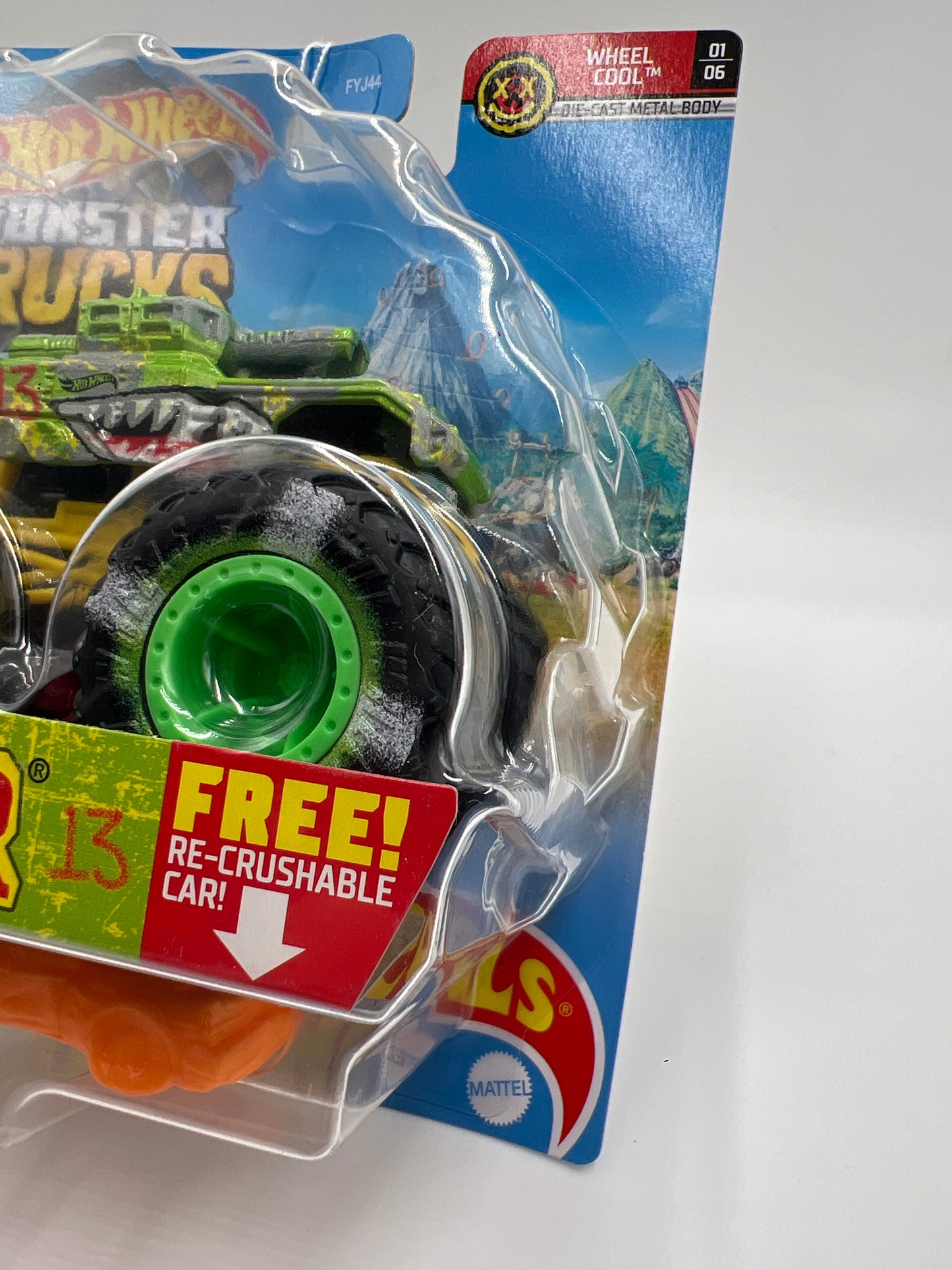 Hot Wheels Monster Trucks Wheel Cool #6 Invader 134C