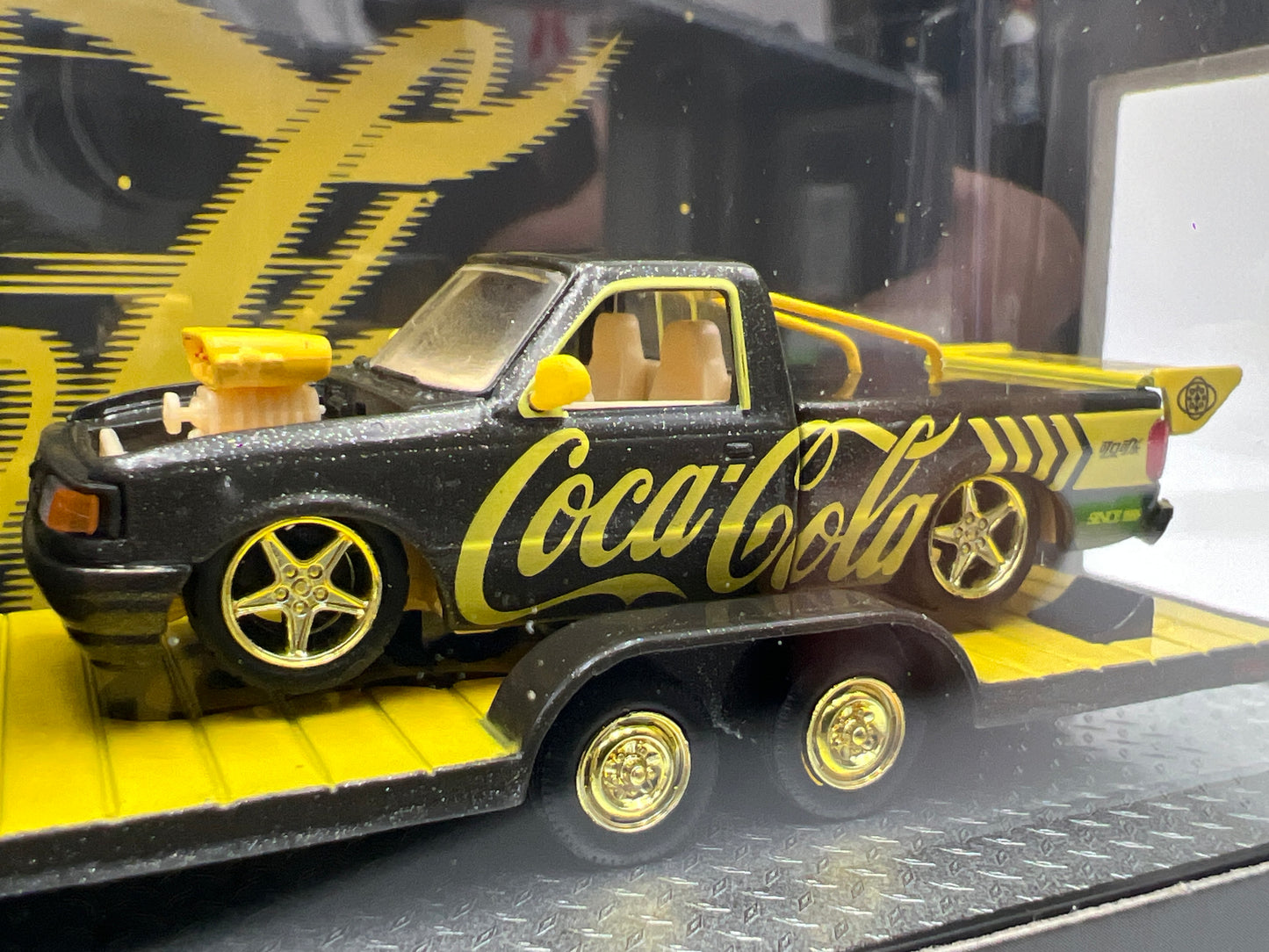 M2 Machines Auto Haulers TW48 CHASE Coca Cola 1969 Ford F-100 Ranger 4x4 & 1995 Ranger XLT