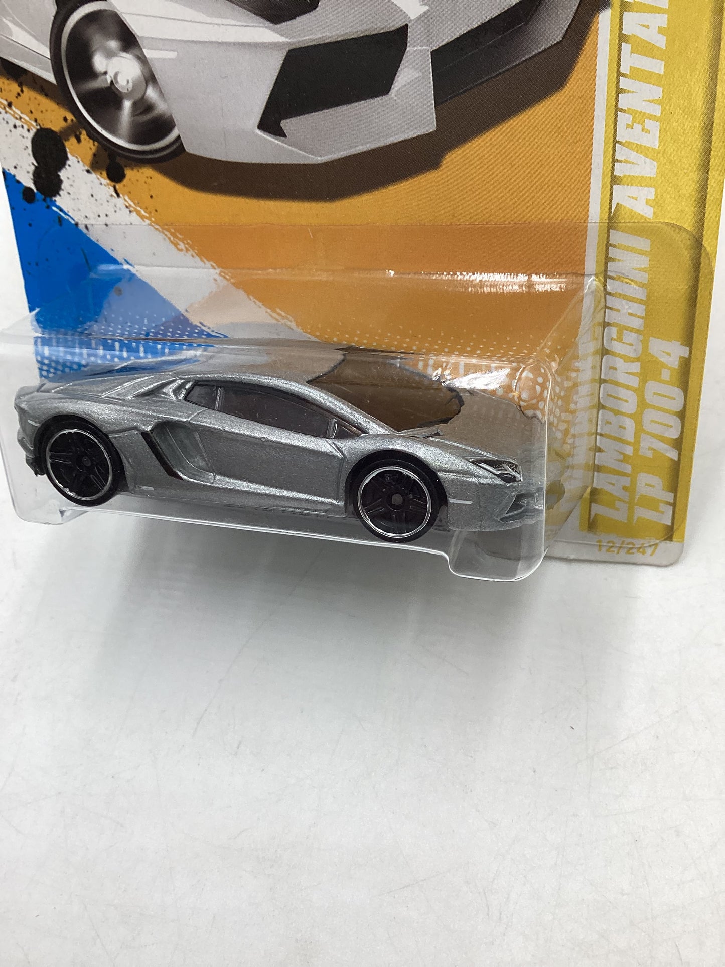 2012 Hot Wheels #012 Lamborghini Aventador LP 700-4 Silver