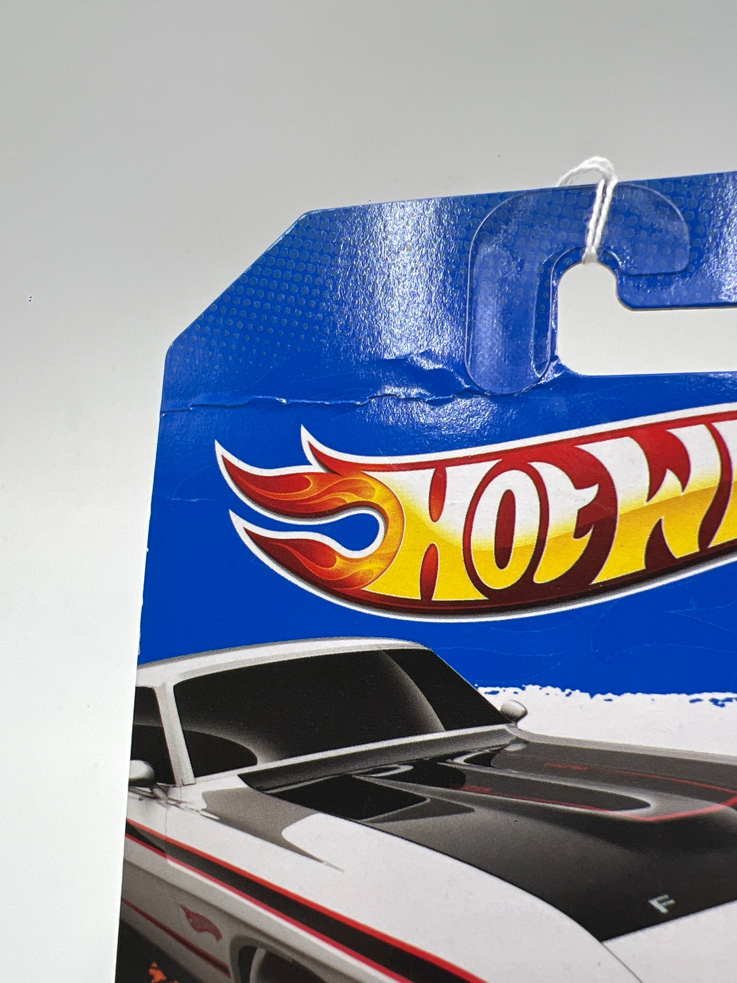 2011 Hot Wheels Muscle Mania #103 69 Ford Torino Talladega White Bad Card 24F