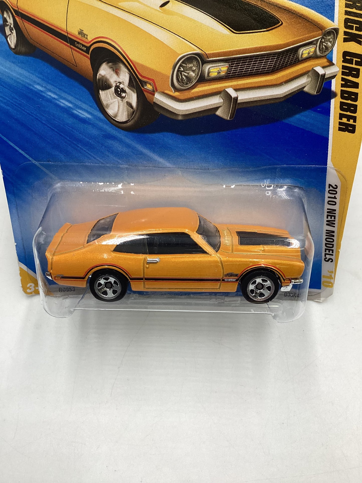 2010 Hot Wheels New Models #33 71 Maverick Grabber 34F