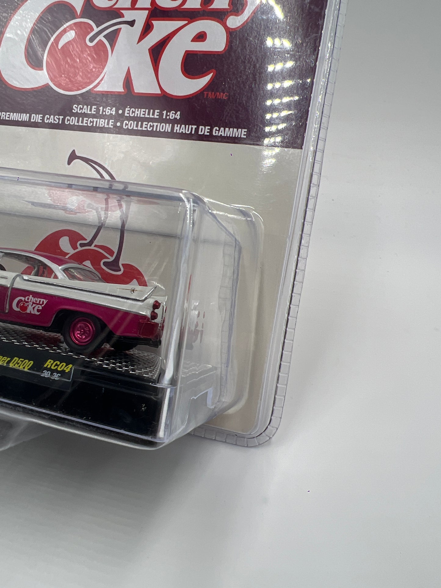 M2 Machines Coca Cola Cherry Coke CHASE 1957 Dodge Custom Royal Lancer Super D500 RC04