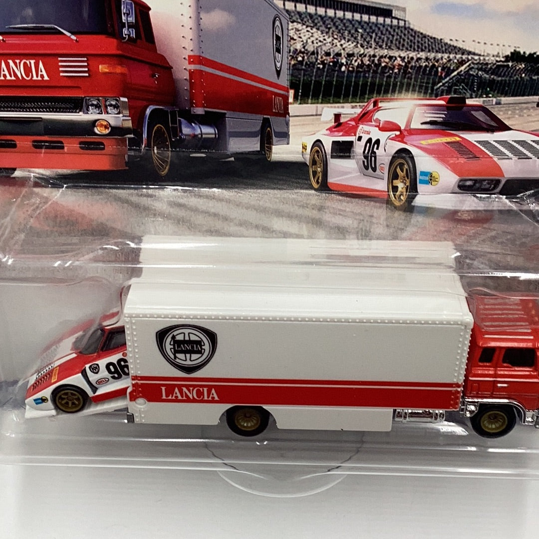 Hot wheels car culture team transport #42 Lancia Stratos Group 5 Sakura Sprinter 245F