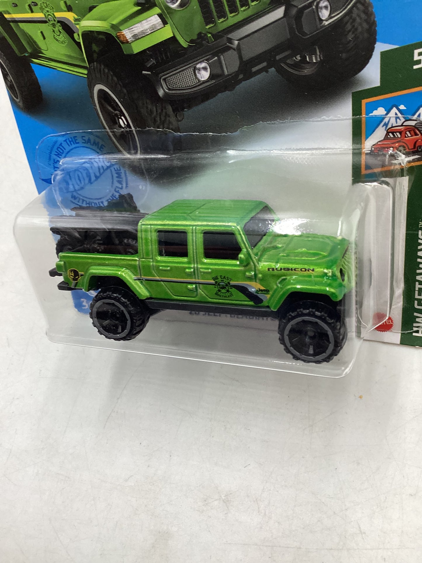 2021 Hot Wheels #117 20 Jeep Gladiator green 42D