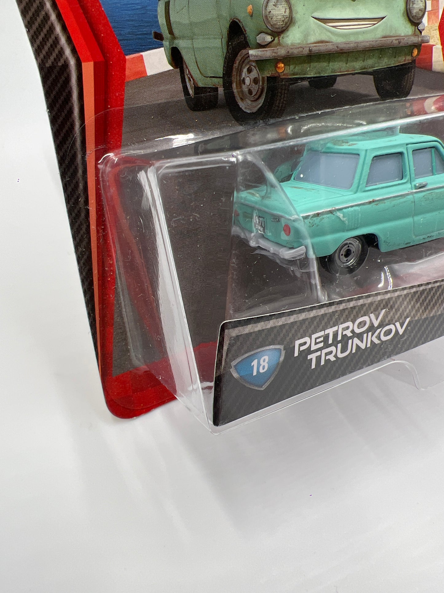 Disney Pixar Cars 2 #18 Petrov Trunkov Green (Vein Top Left) 136H