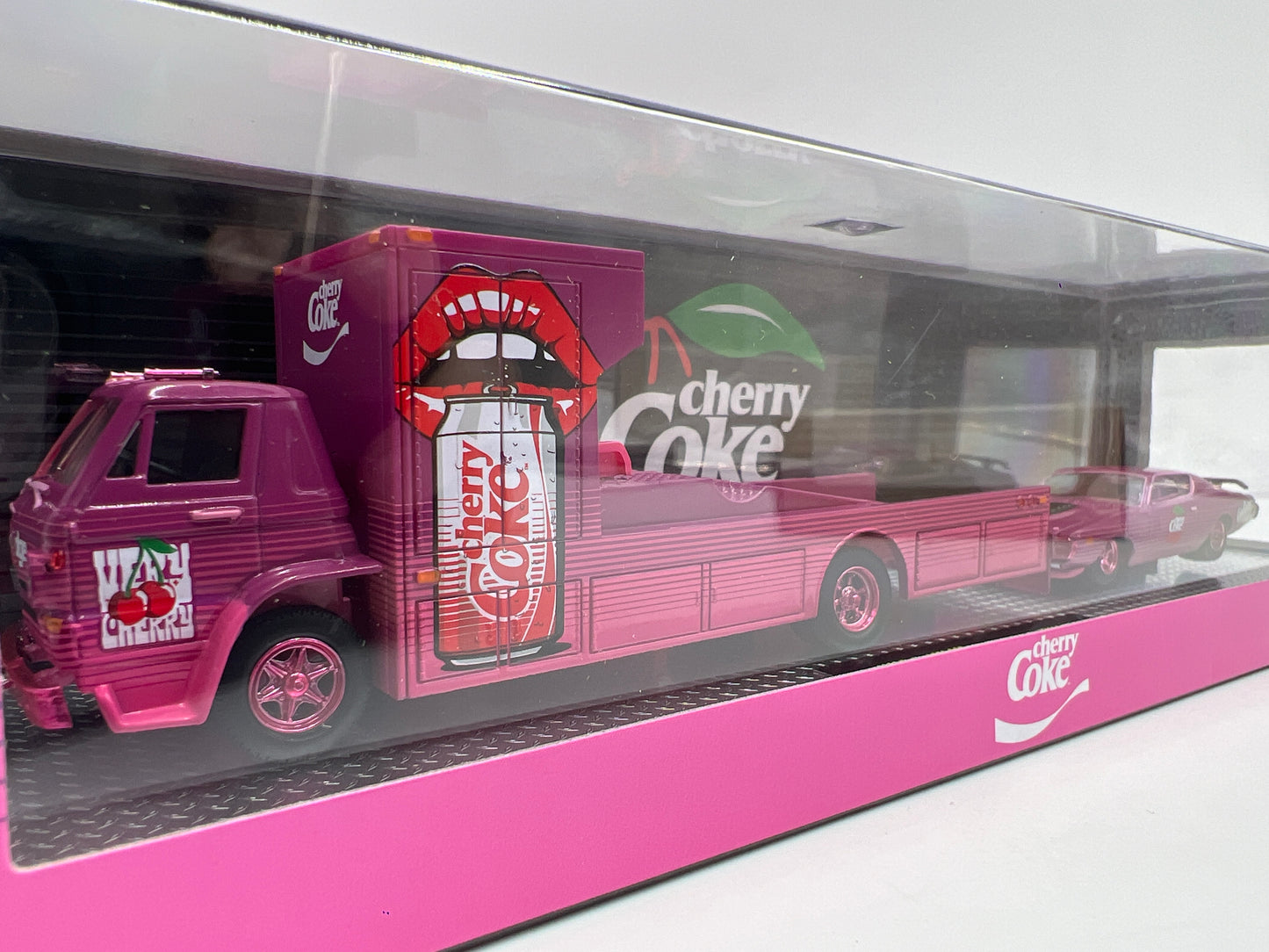 M2 Machines Haulers TW44 CHASE Cherry Coke 1966 Dodge L600 COE & 1971 Dodge Charger Custom