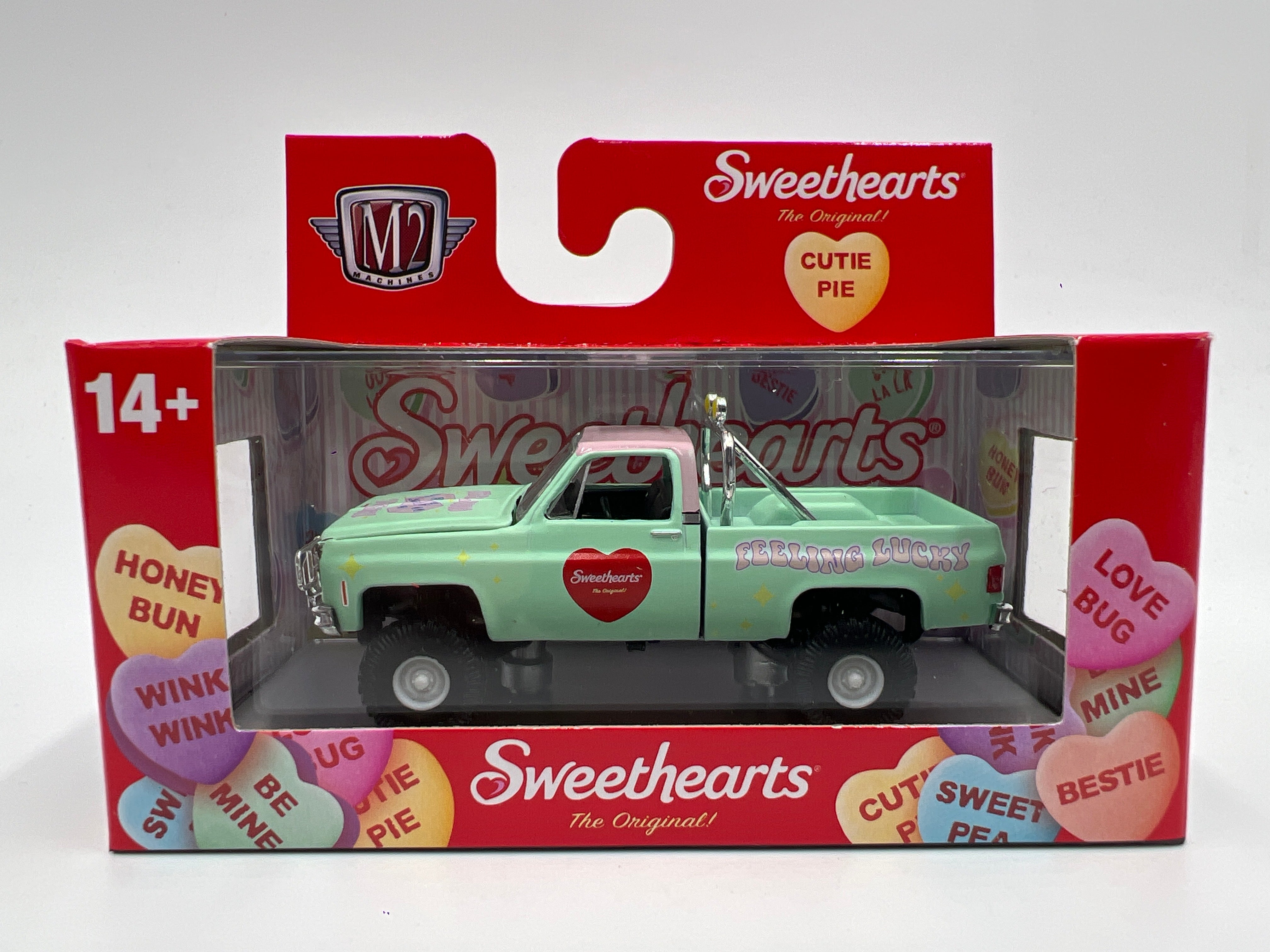 2026 M2 Machines Walmart Exclusive Sweethearts 1973 Chevrolet