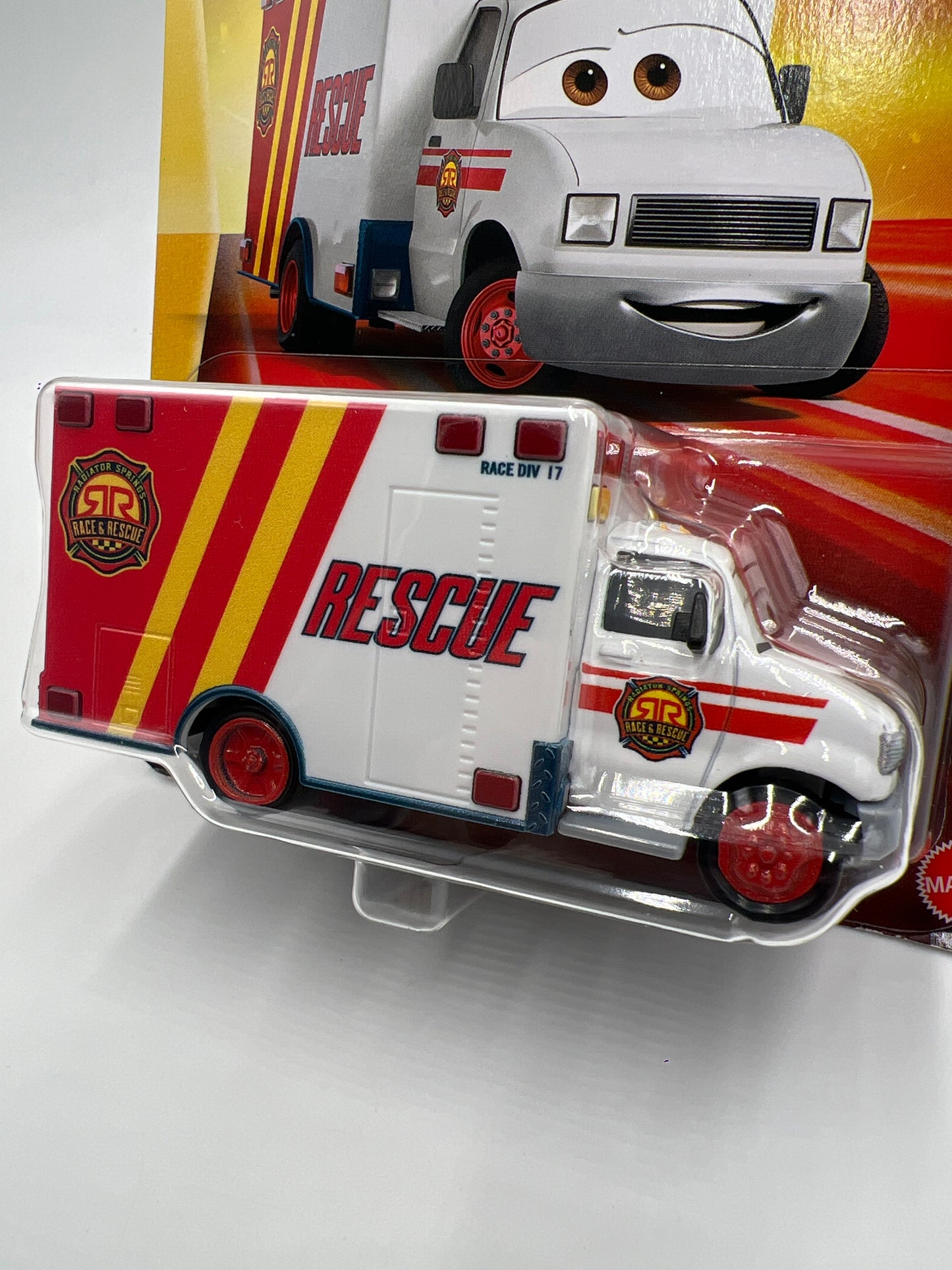 2025 Disney Pixar Cars Radiator Springs Race & Rescue Morgan Martin 142D