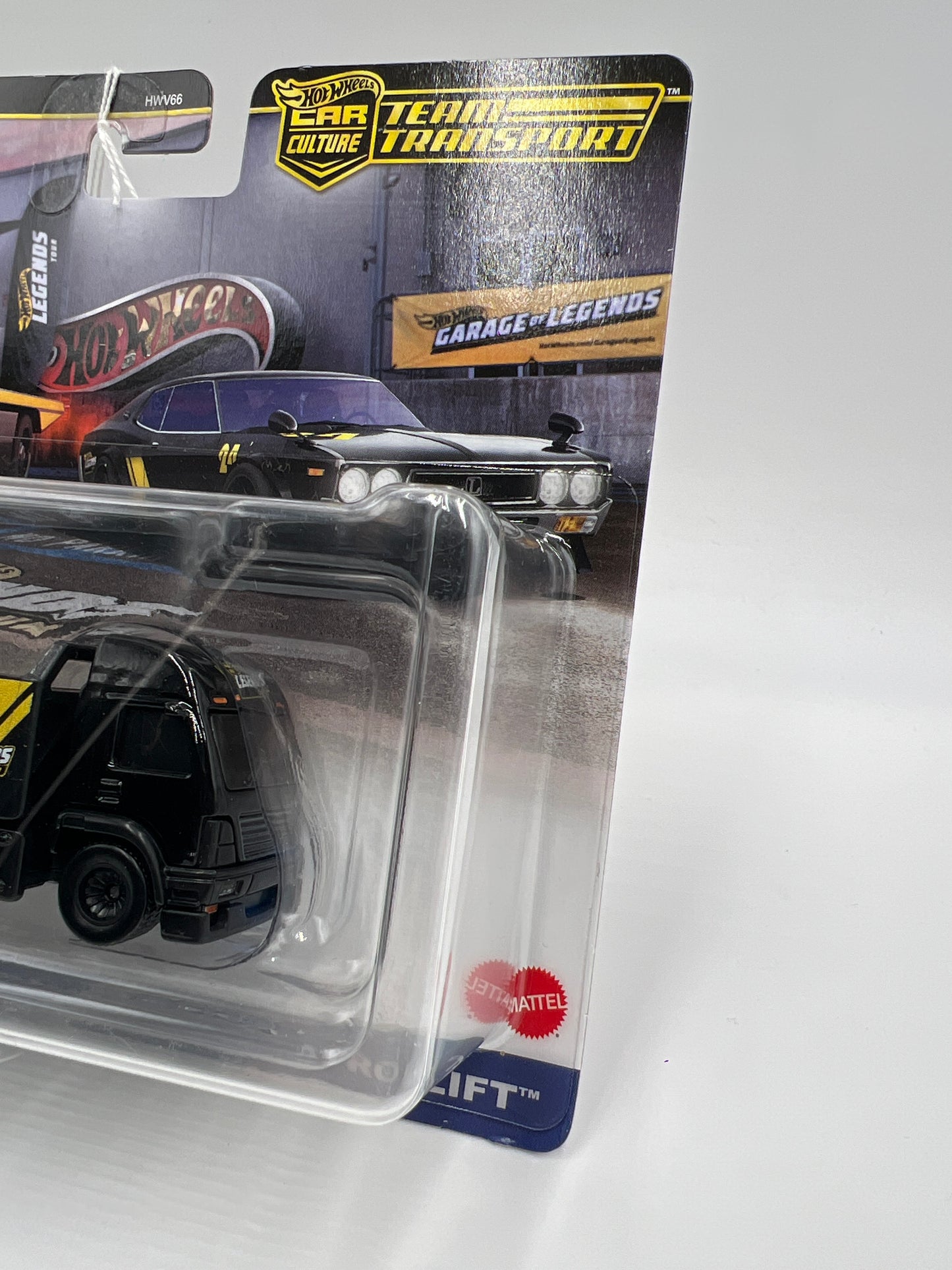 2025 Hot Wheels Car Culture Team Transport Legends Tour Nissan Laurel 2000 SGX & Aero Lift Black 280C