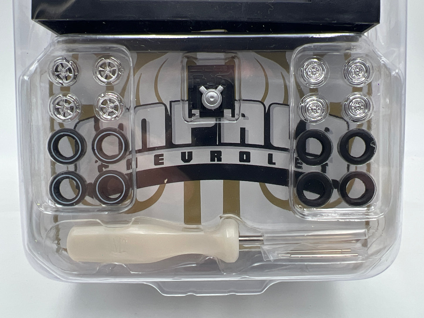 2026 M2 Machines R87 Model Kits 1964 Chevrolet Impala SS White/Gold 203G