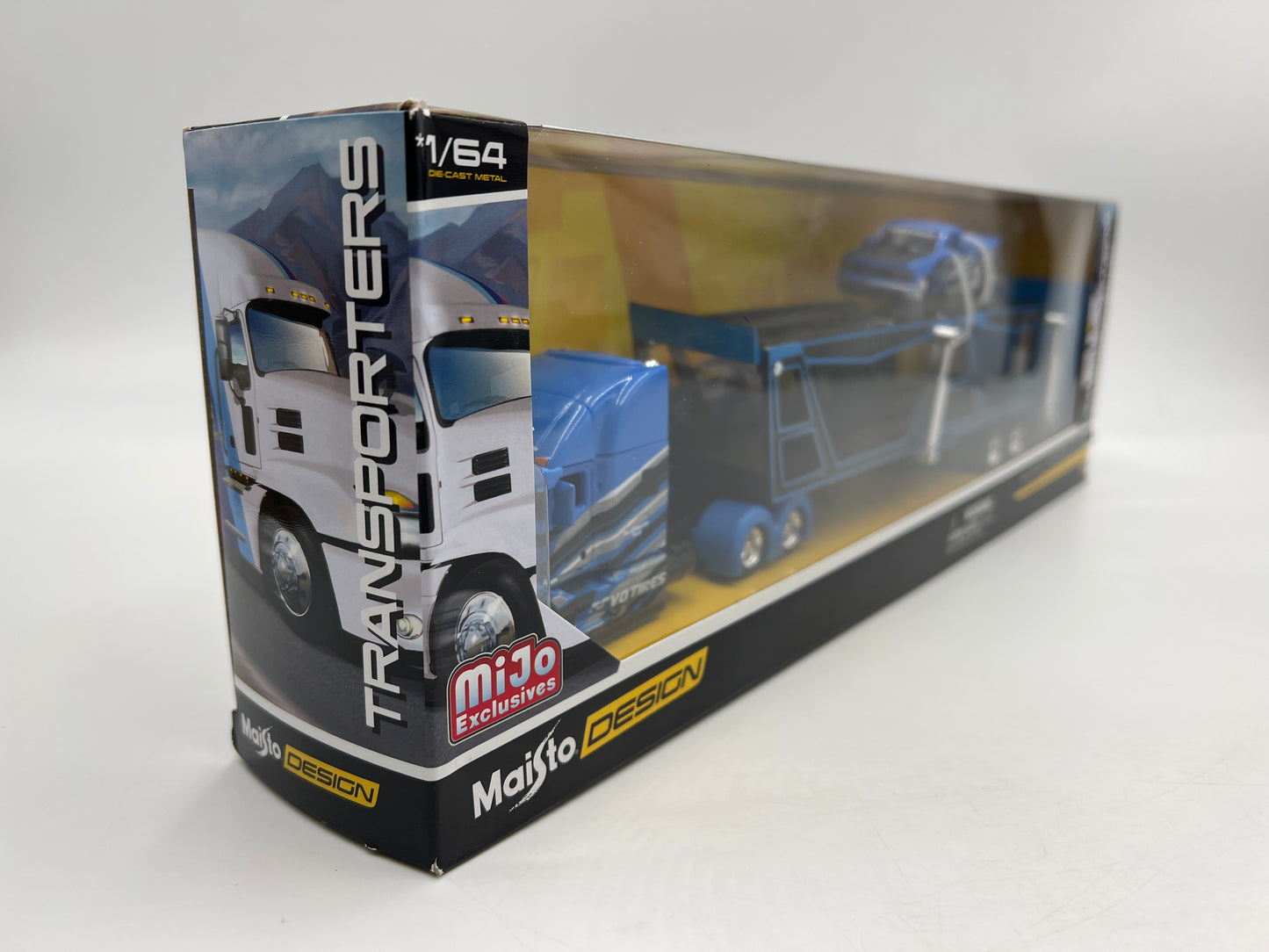 Maisto Design 1/64 Mijo Exclusives Transporters Mack Anthem & 1993 Chevrolet 454 SS Pick-Up