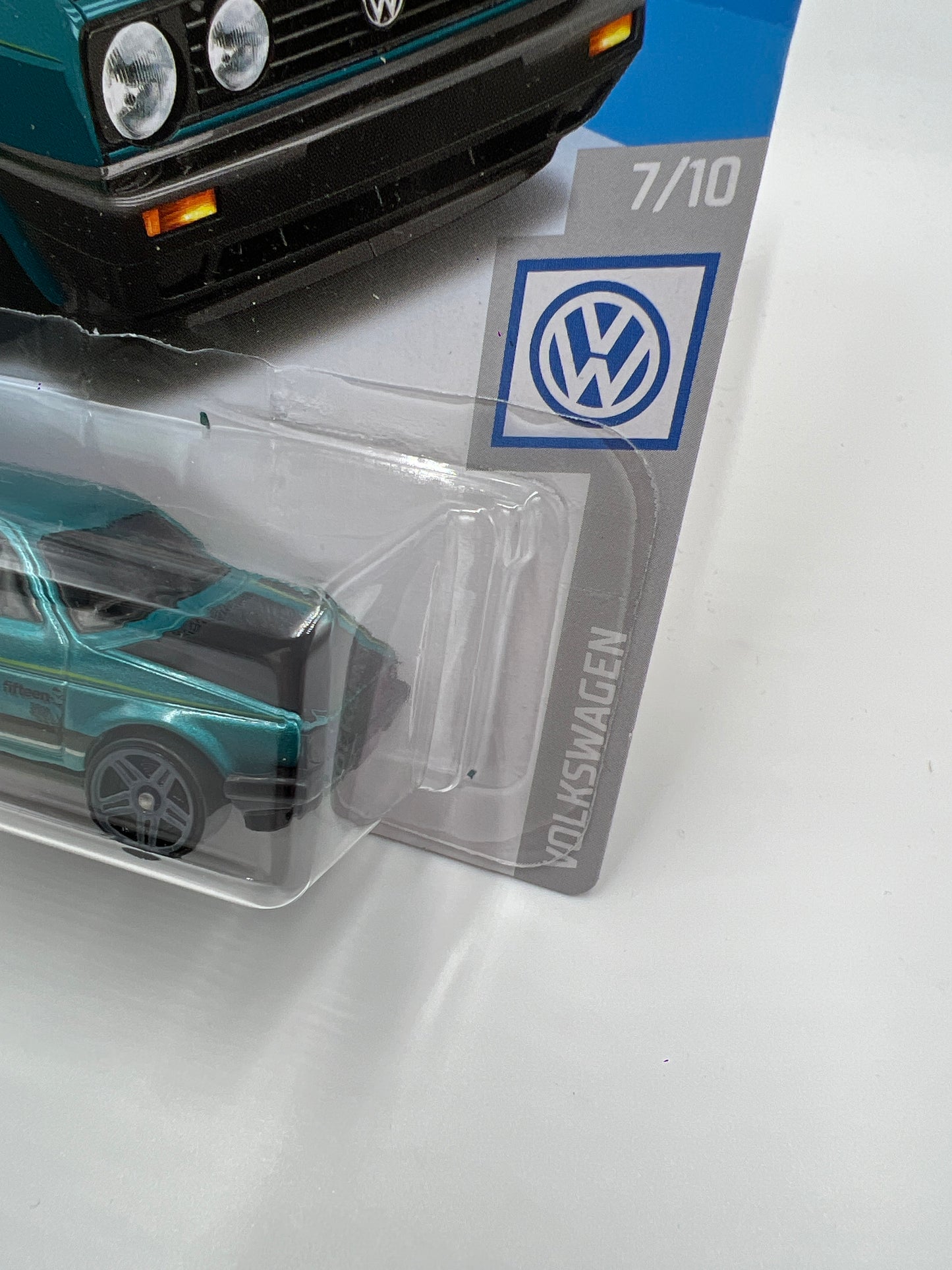 2019 Hot Wheels Volkswagen #68 Volkswagen Golf MK2 Teal 97E