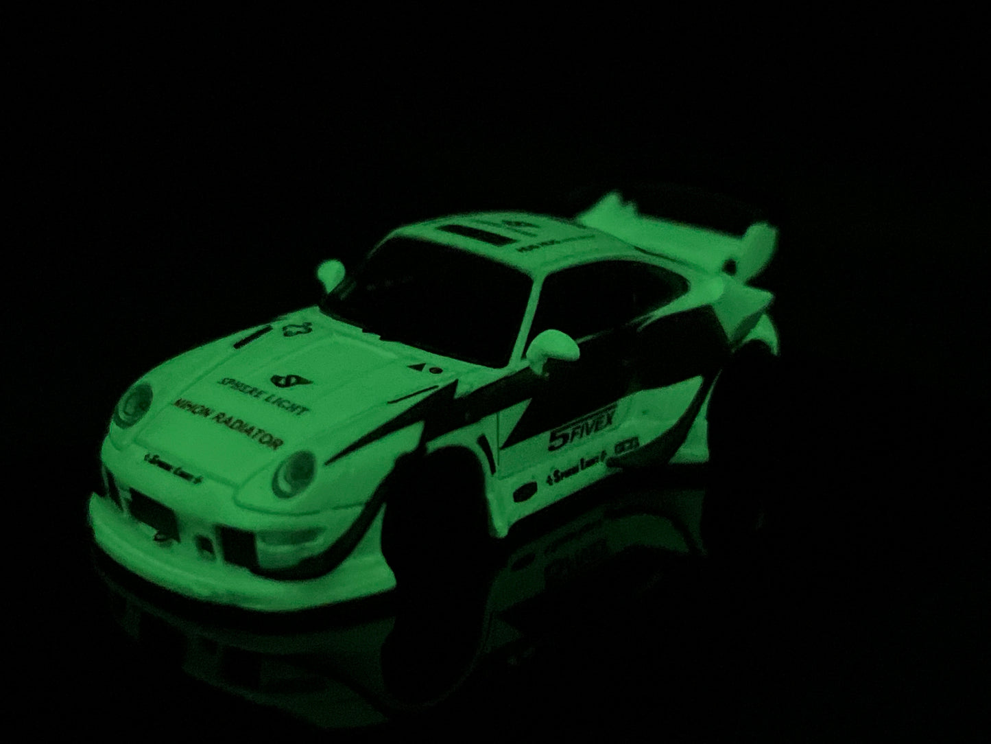 Street Warrior x Ghost Player #262/299 Glow In The Dark Porsche 993 RWB White/Yellow VHTF See Pics For Glow