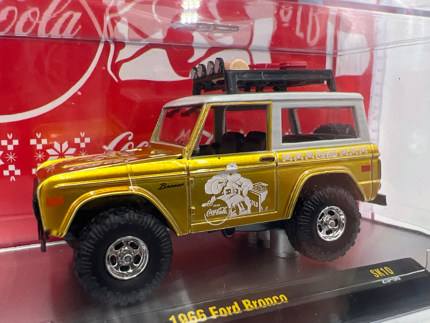 2025 M2 Machines Coca Cola Holidays 1966 Ford Bronco Gold SK10 195B