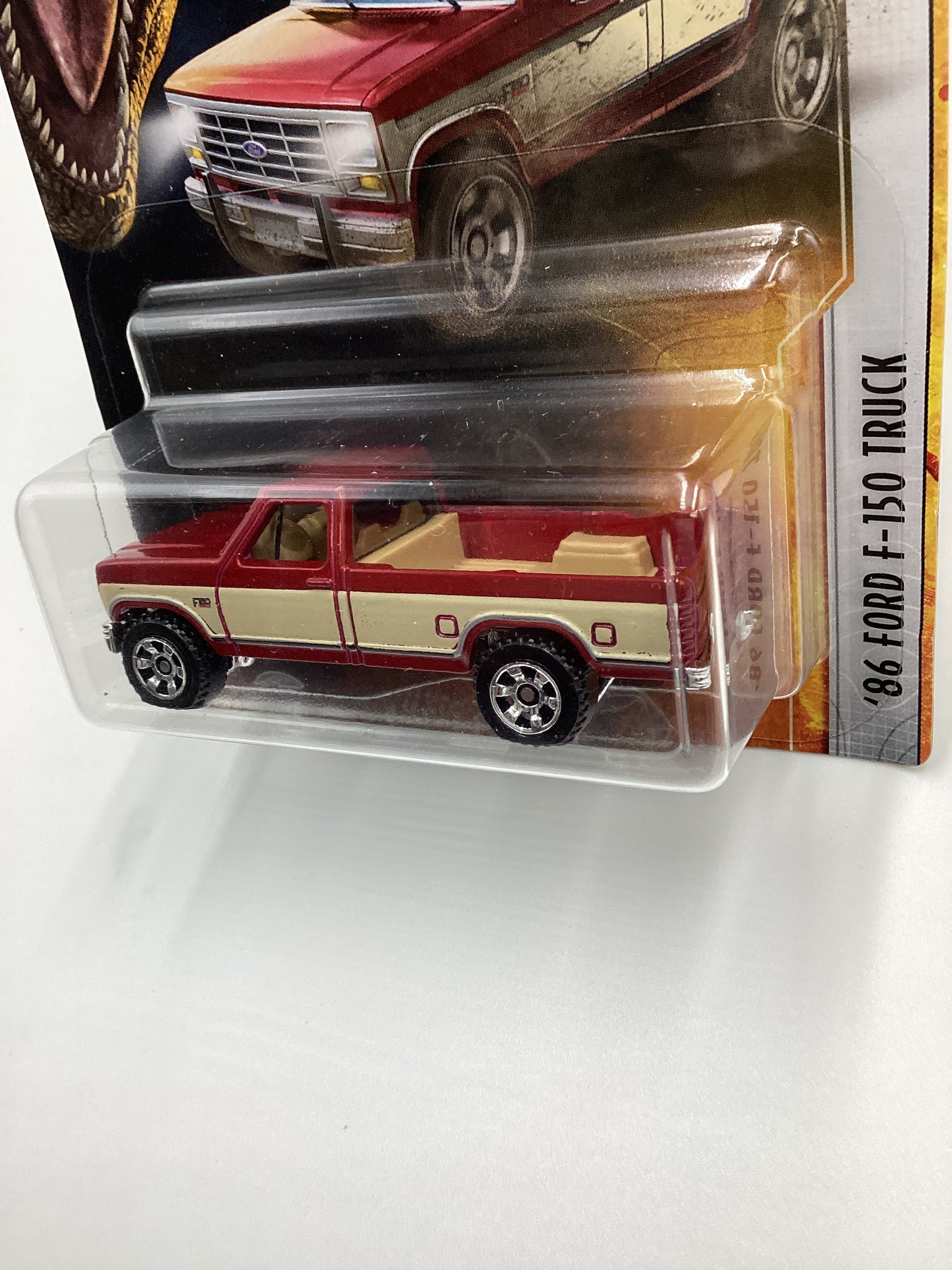 2022 Matchbox Jurassic World Dominion 86 Ford F-150 Truck Red 163D