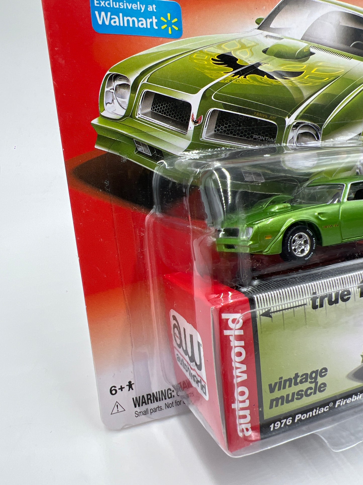 Auto World Vintage Muscle Walmart Exclusive Release 5 #4 1976 Pontiac Firebird T/A Green