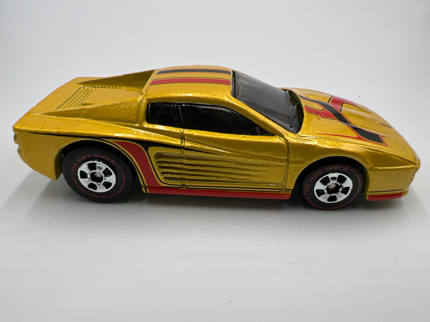 2011 Hot Wheels The Hot Ones CHASE Ferrari 512M Yellow Loose