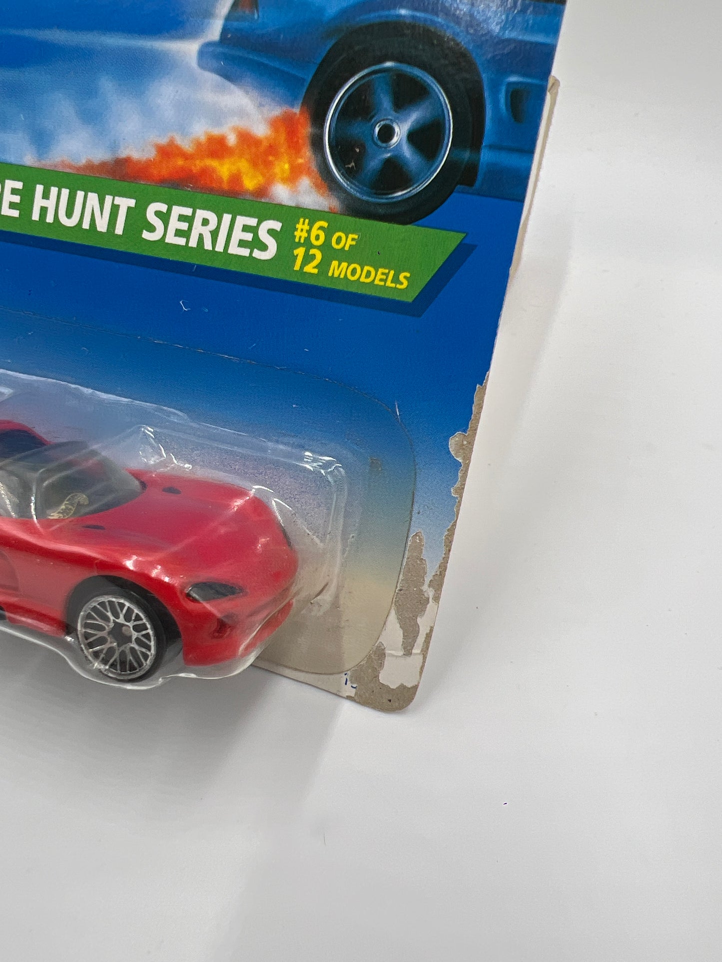1996 Hot Wheels Treasure Hunt #433 Dodge Viper RT/10 Red Bad Card 282E