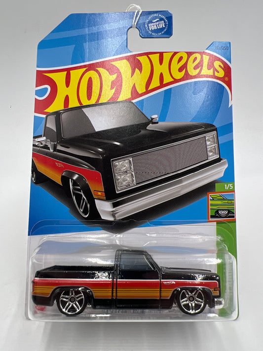 2023 Hot Wheels HW Slammed #191 83 Chevy Silverado Black 16A