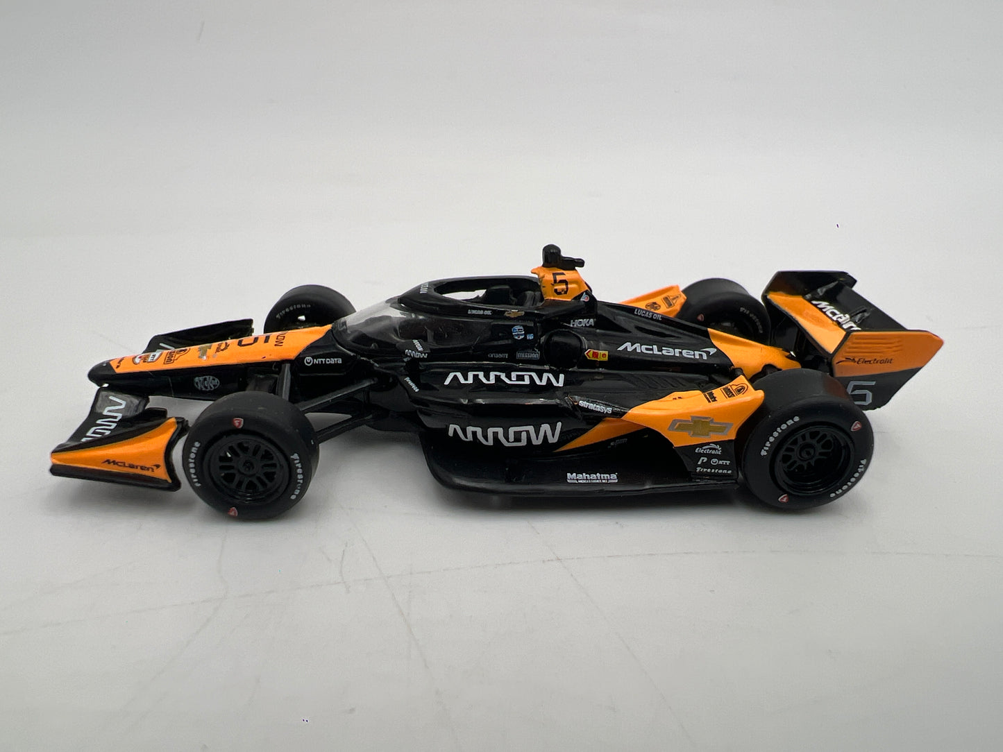 IXO Models 1/64 NTT Indycar Series Pato O’Ward #5 Arrow