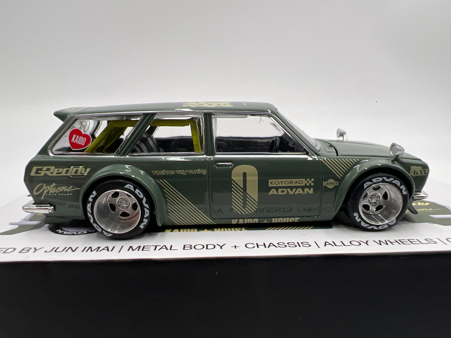 Mini GT Kaido House #10 Datsun Bluebird 510 Wagon Green
