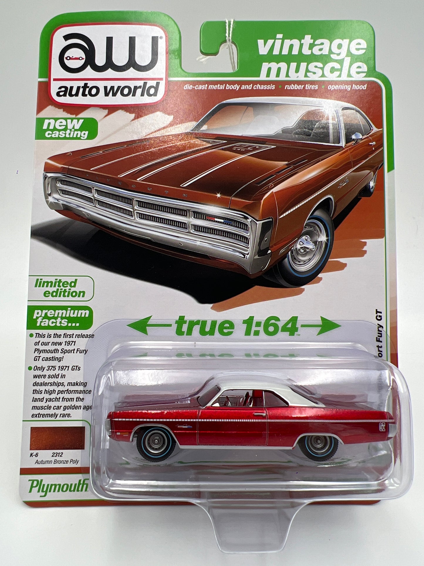 Auto World Ultra Red Chase Vintage Muscle 1971 Plymouth Sport Fury GT