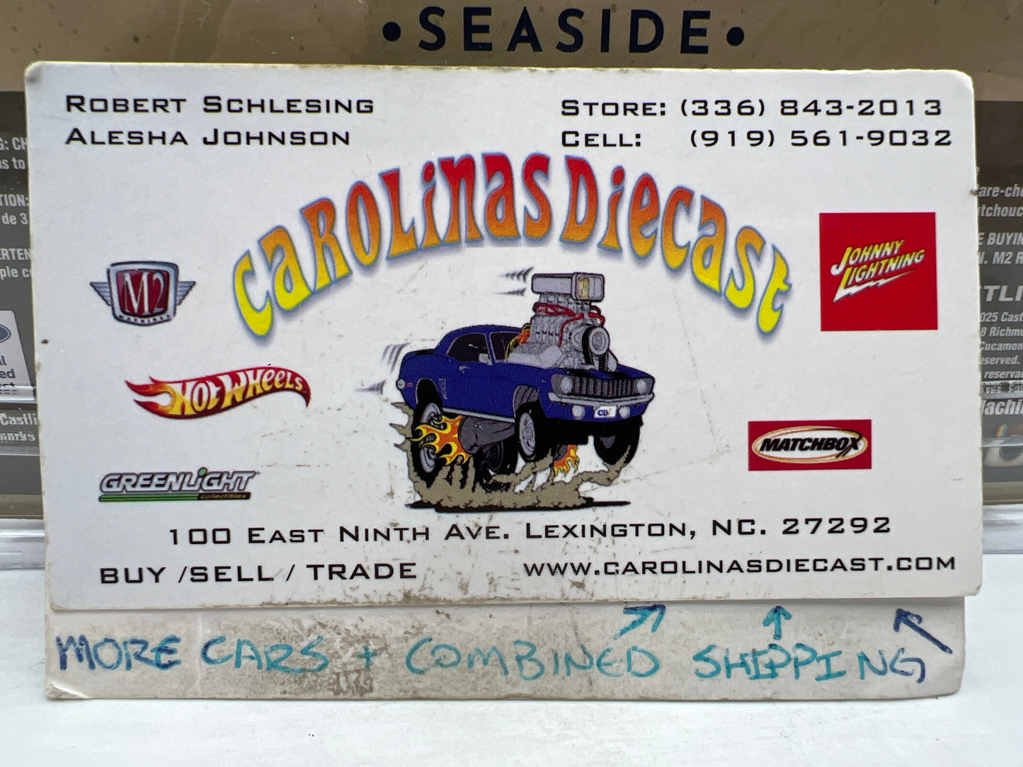 M2 Machines Diorama R17 1964 Ford Econoline Truck Silver/White 195G