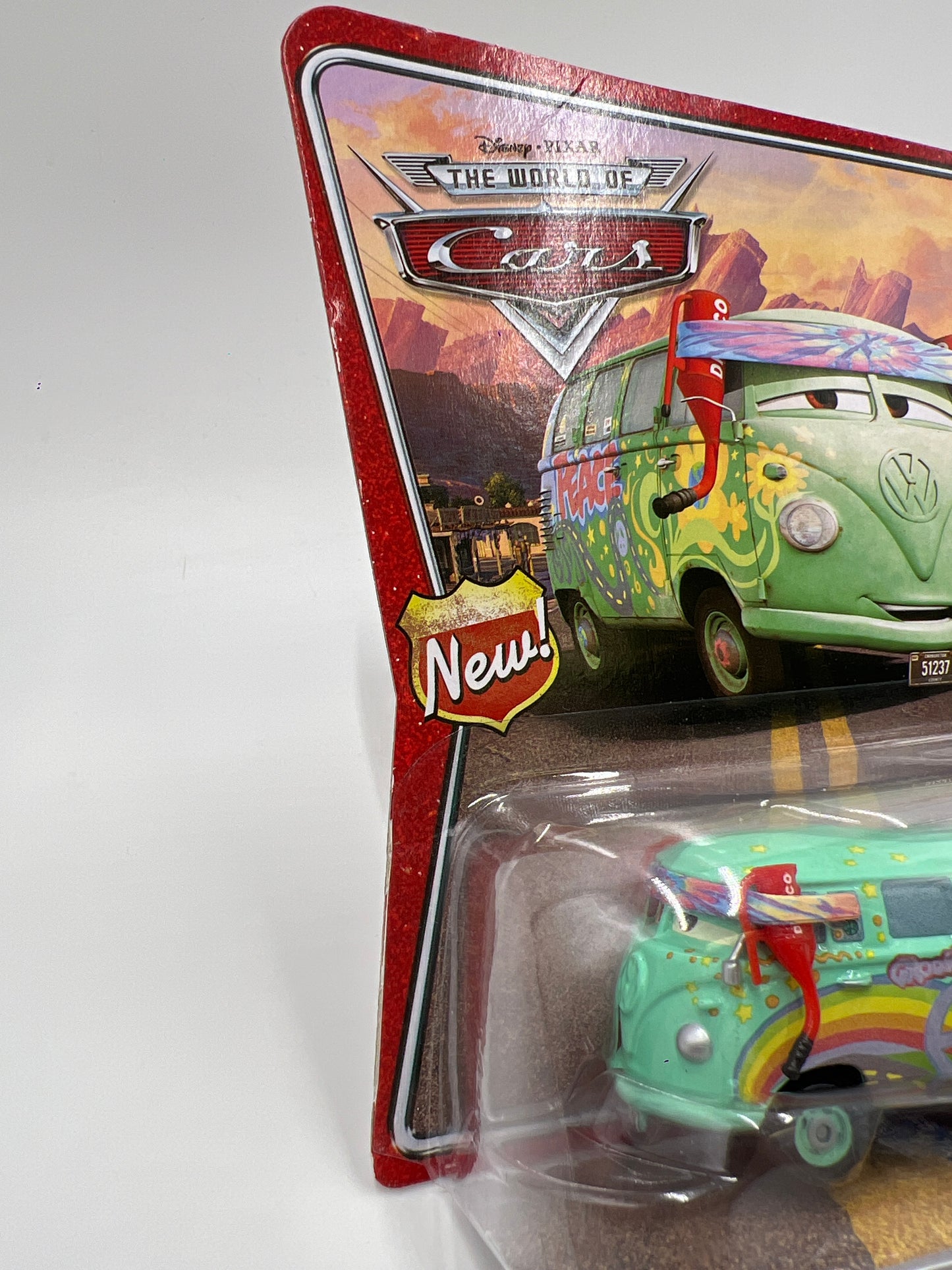 Disney Pixar The World Of Cars #37 Pit Crew Member Fillmore 139E