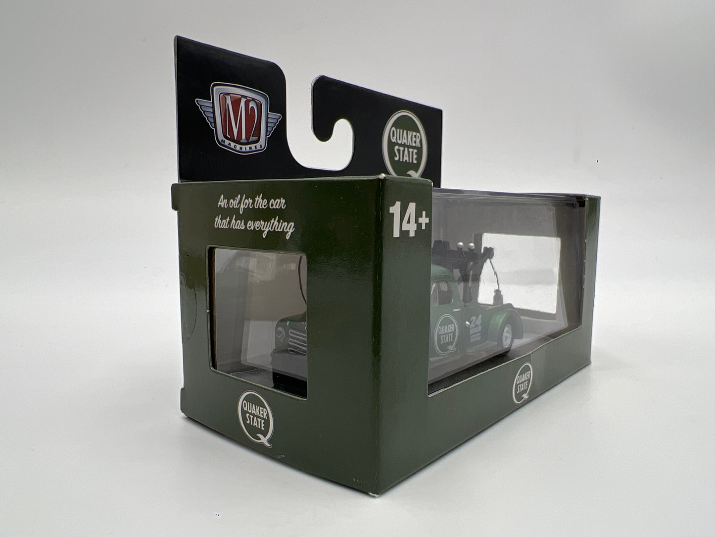 M2 Machines 1949 Studebaker 2R Truck Green Quaker State R95