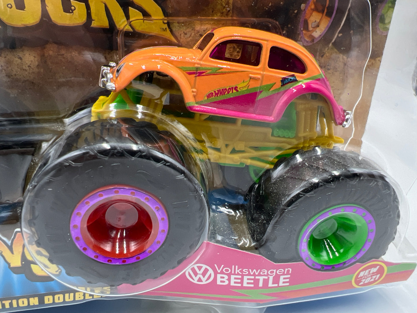 Hot Wheels Monster Trucks Demolition Doubles VW Drag Bus Vs Volkswagen Beetle 136G