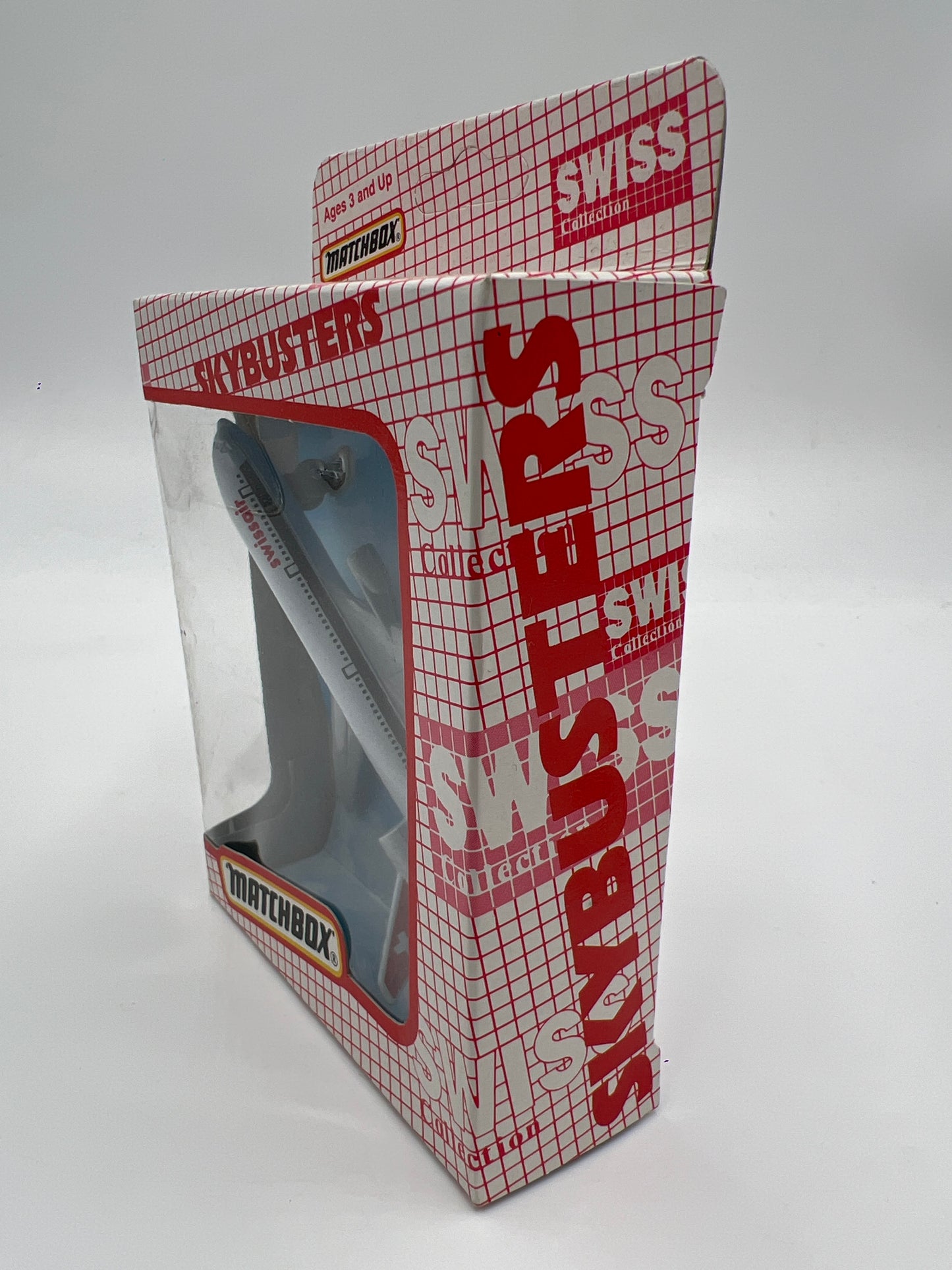 Matchbox Skybusters SB-13 DC 10 Swissair White Unpunched