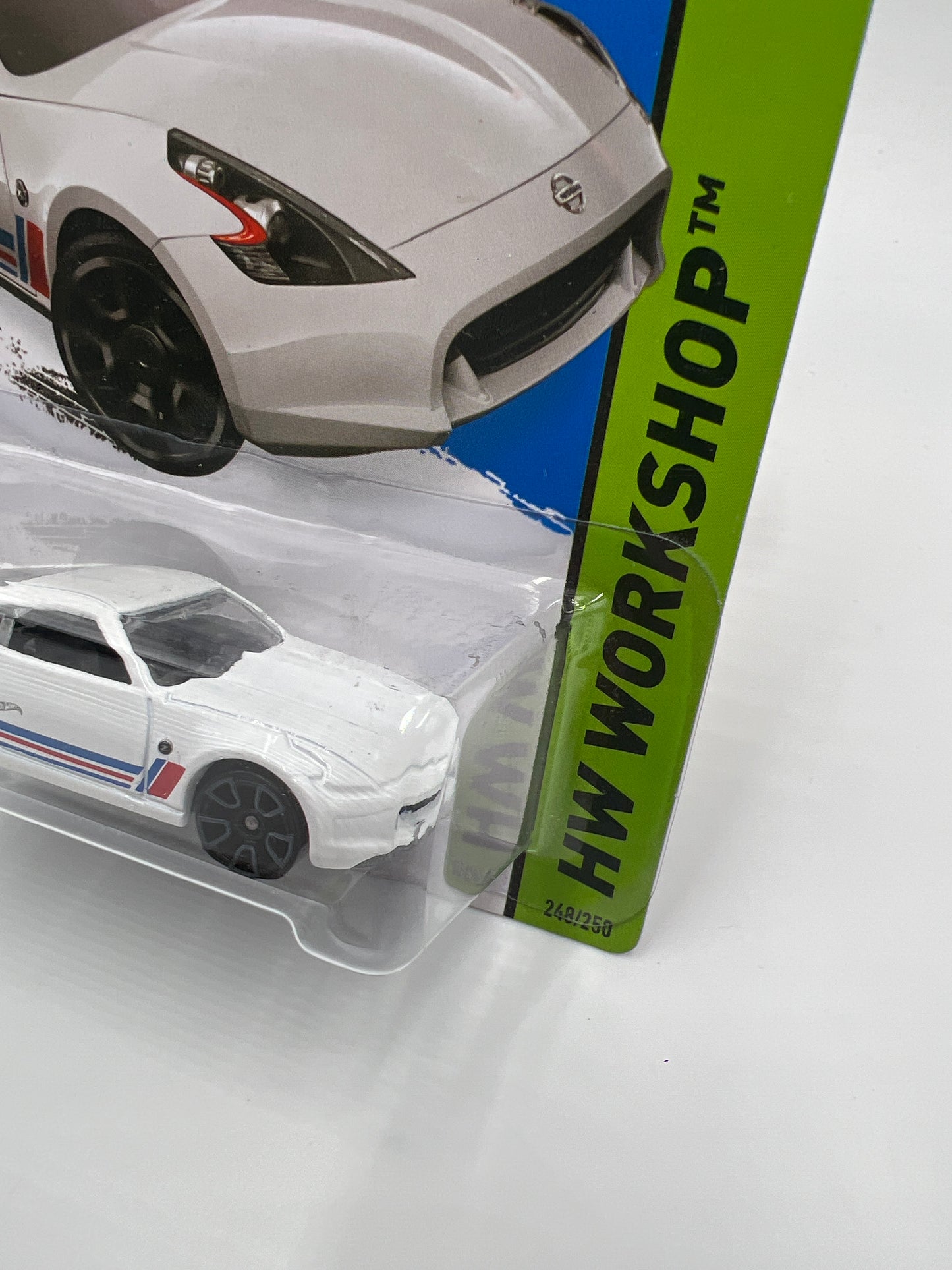 2015 Hot Wheels Workshop #248 Nissan 370Z White 80B