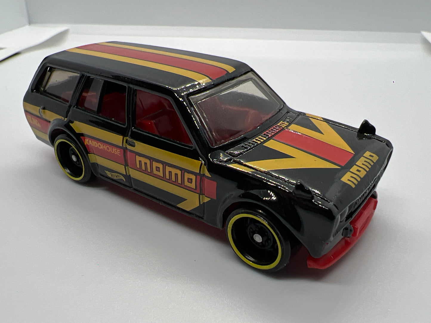 Hot Wheels 1/64 Mainline 71 Datsun 510 Wagon Momo Black Loose