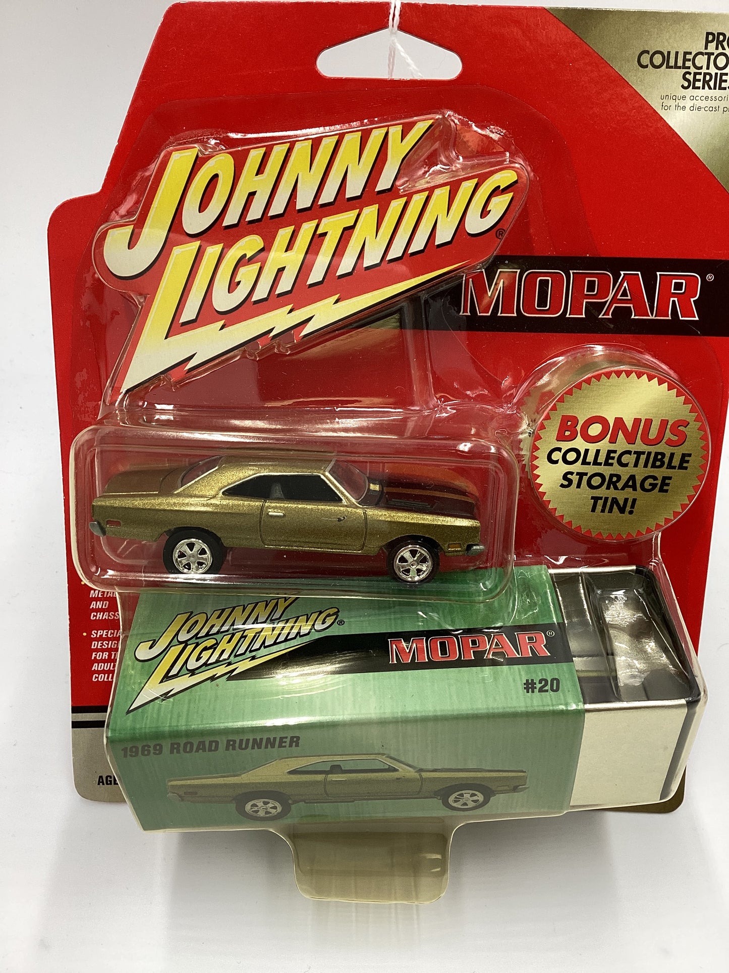 Johnny Lightning Mopar 1969 Road Runner Green 221H