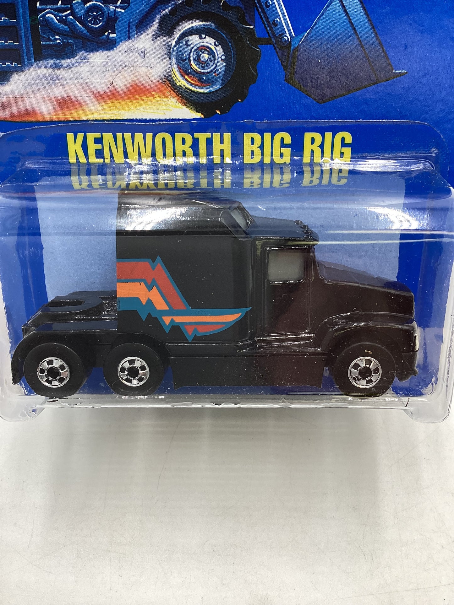 Hot Wheels Blue Card Collector No. 76 Kenworth Big Rig Black BW Wheels