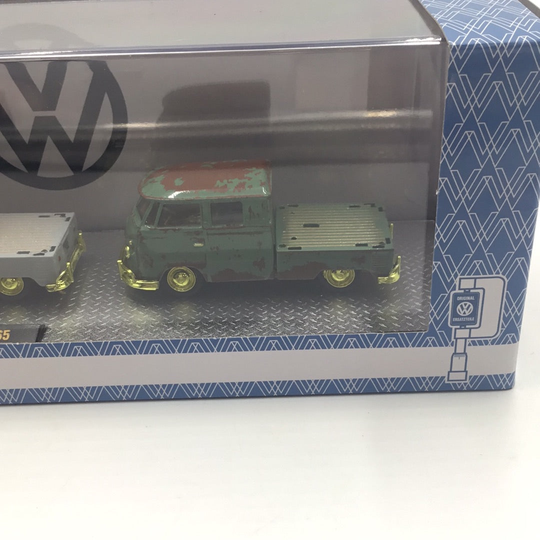 M2 Machines auto haulers 1960 VW Double cab truck USA R65 CHASE