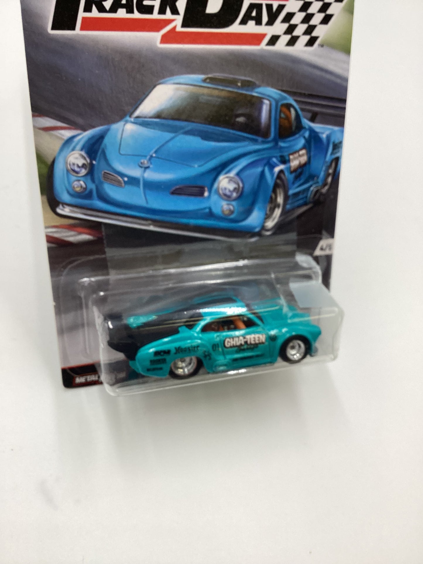 Hot Wheels Track Day #4 Volkswagen Karmann Ghia *Cracked Blister* 245M