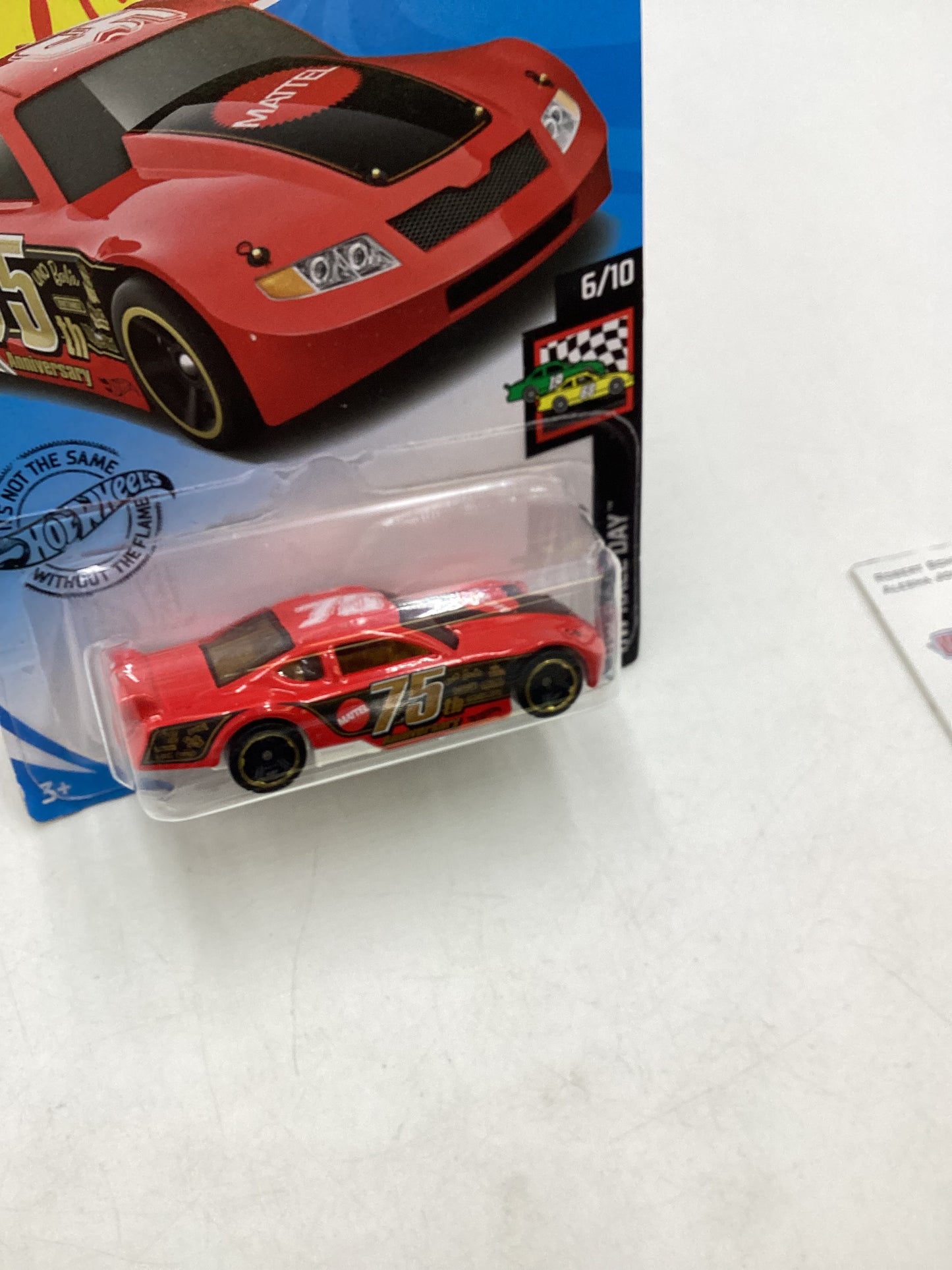 2021 Hot Wheels #101 Circle Tracker Red 114C