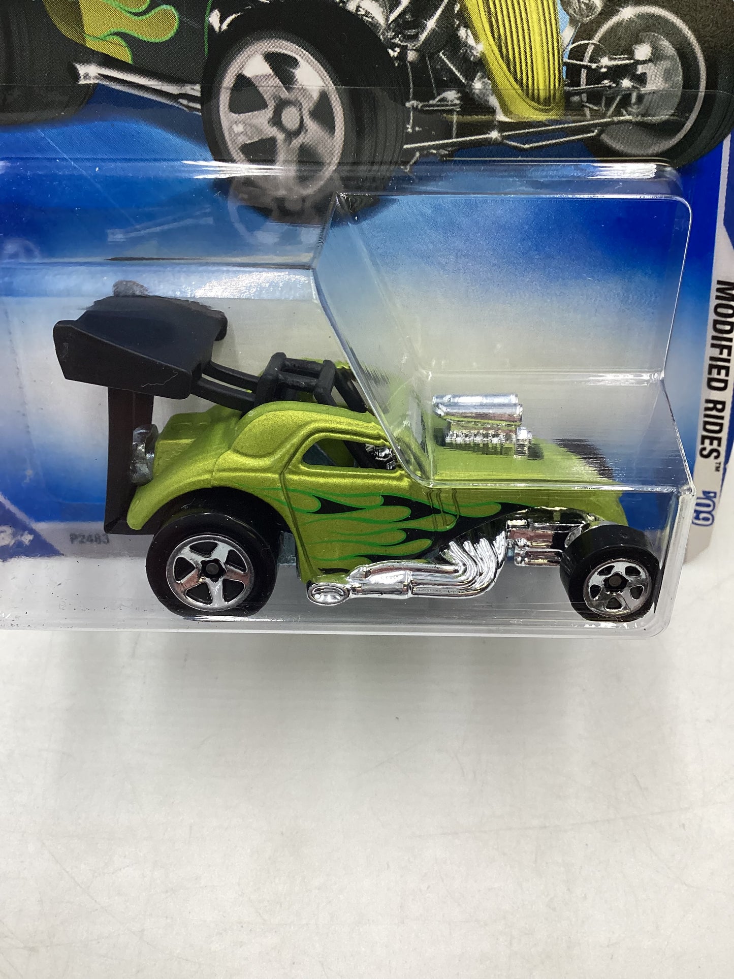 2009 Hot Wheels #163 Fiat 500 Green 64B