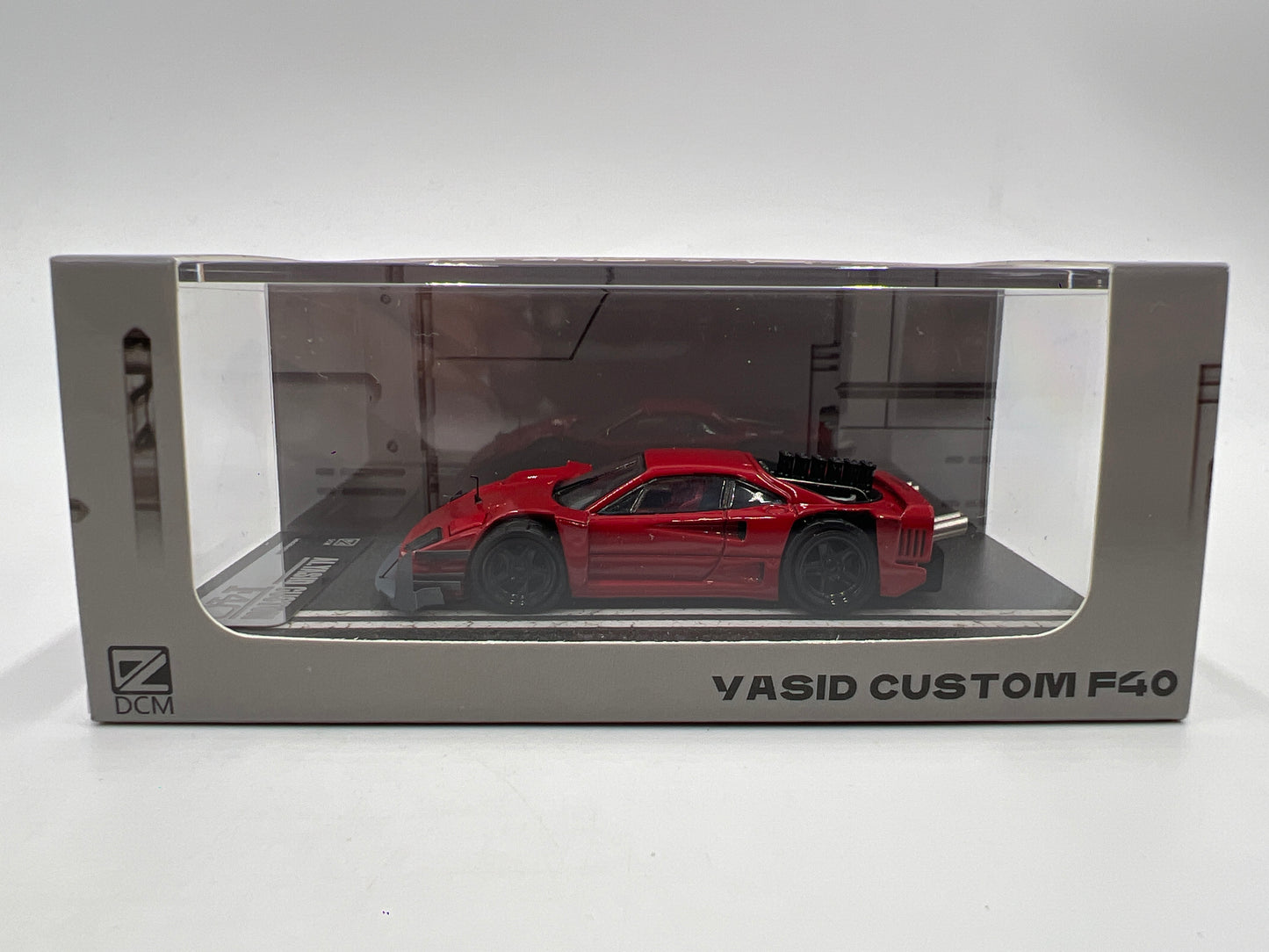 DCM 1/64 #14/599 AI.Yasid Custom Ferrari F40 Red