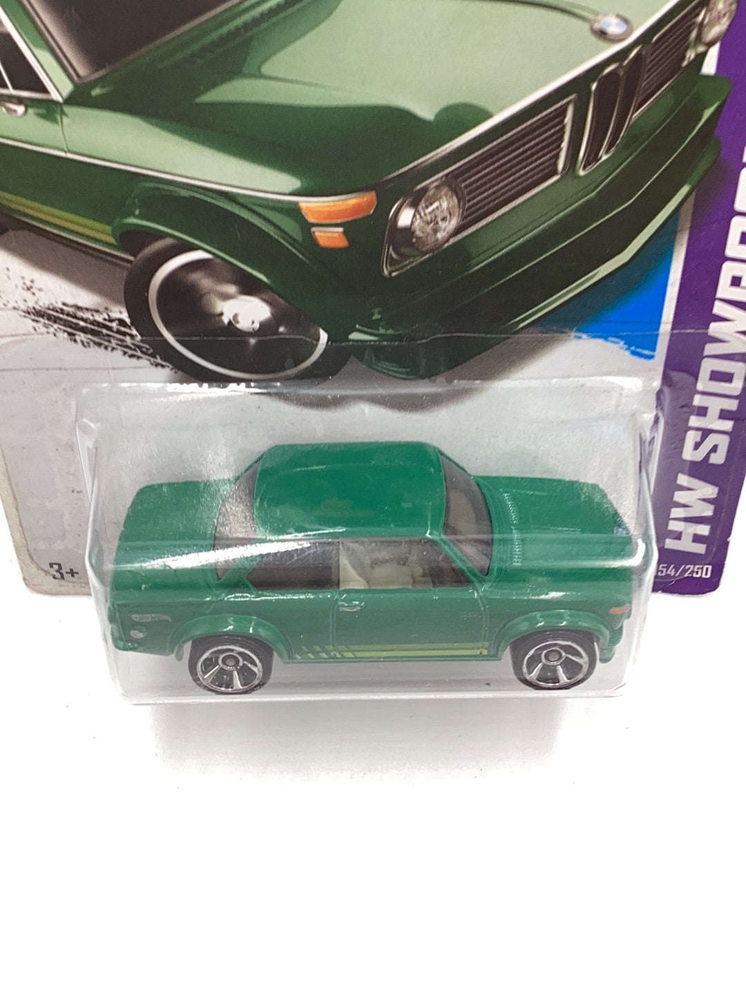 2013 hot wheels #154 BMW 2002 green 109F