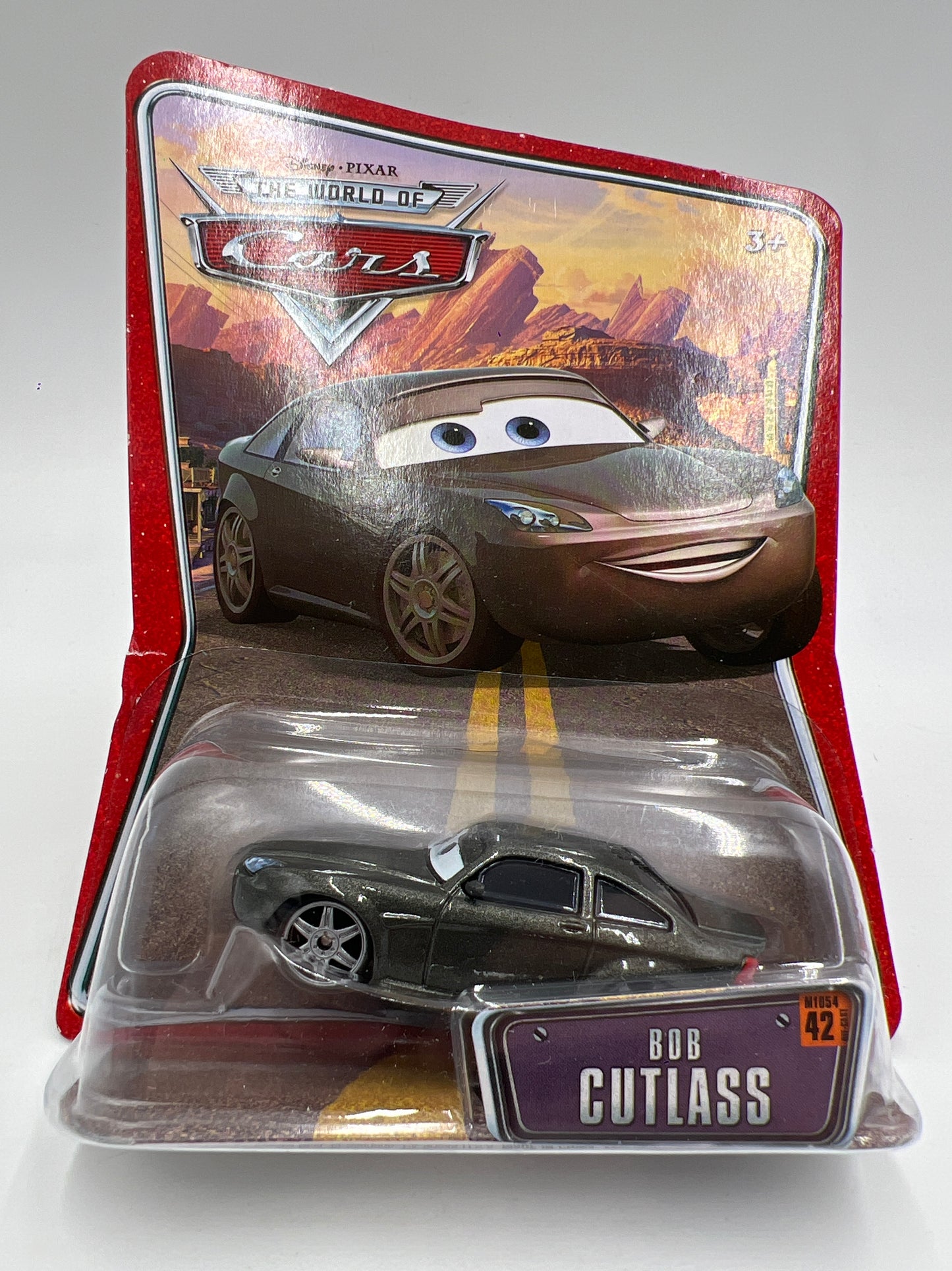 Disney Pixar The World Of Cars #42 Bob Cutlass 140E