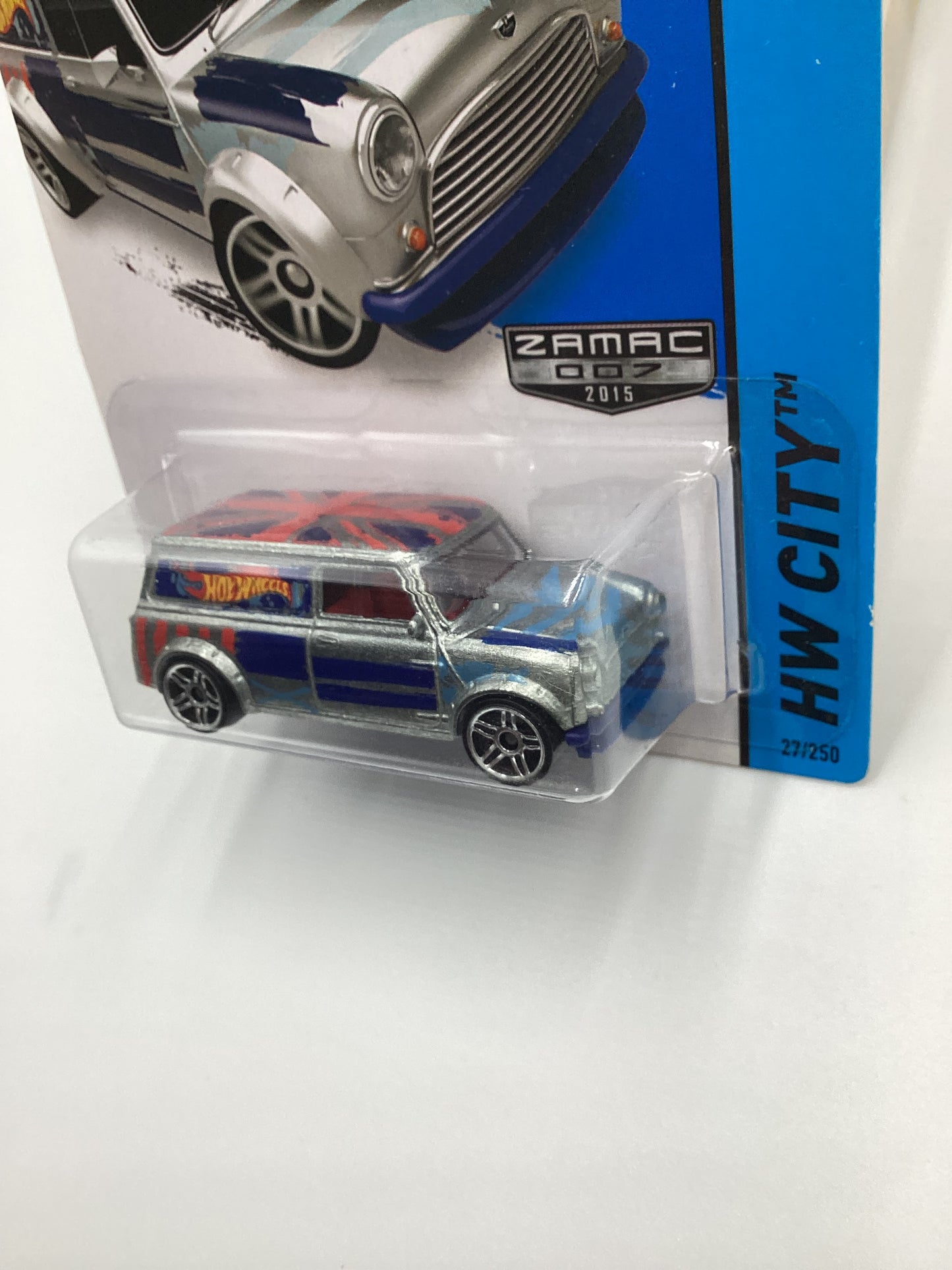 2015 Hot Wheels Zamac 007 #27 67 Austin Mini Van